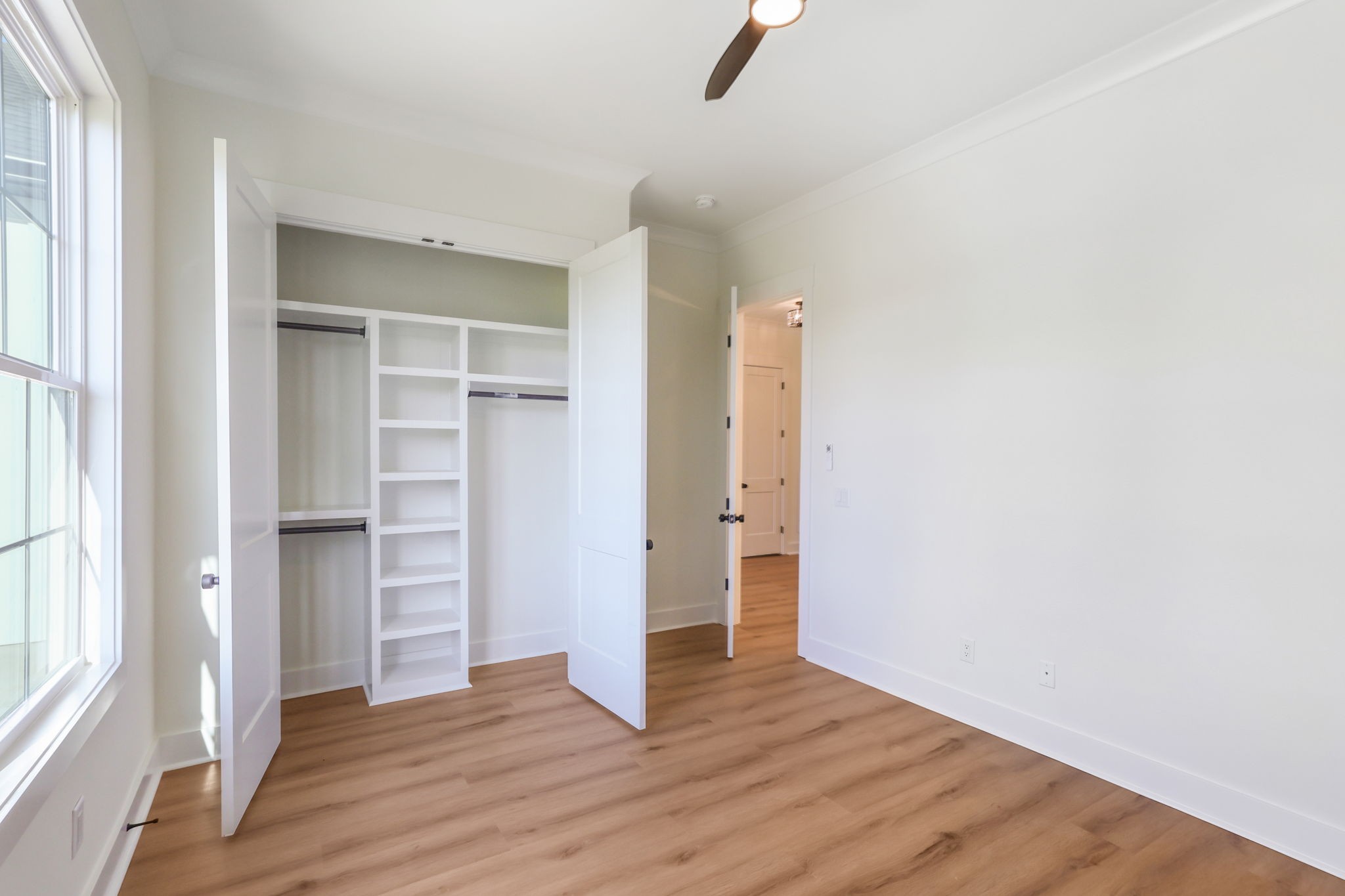123 Lookout Dr