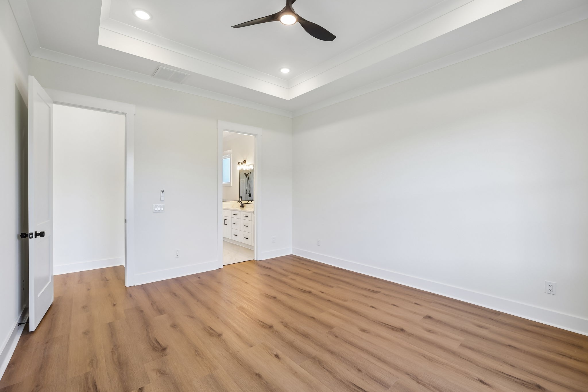 123 Lookout Dr