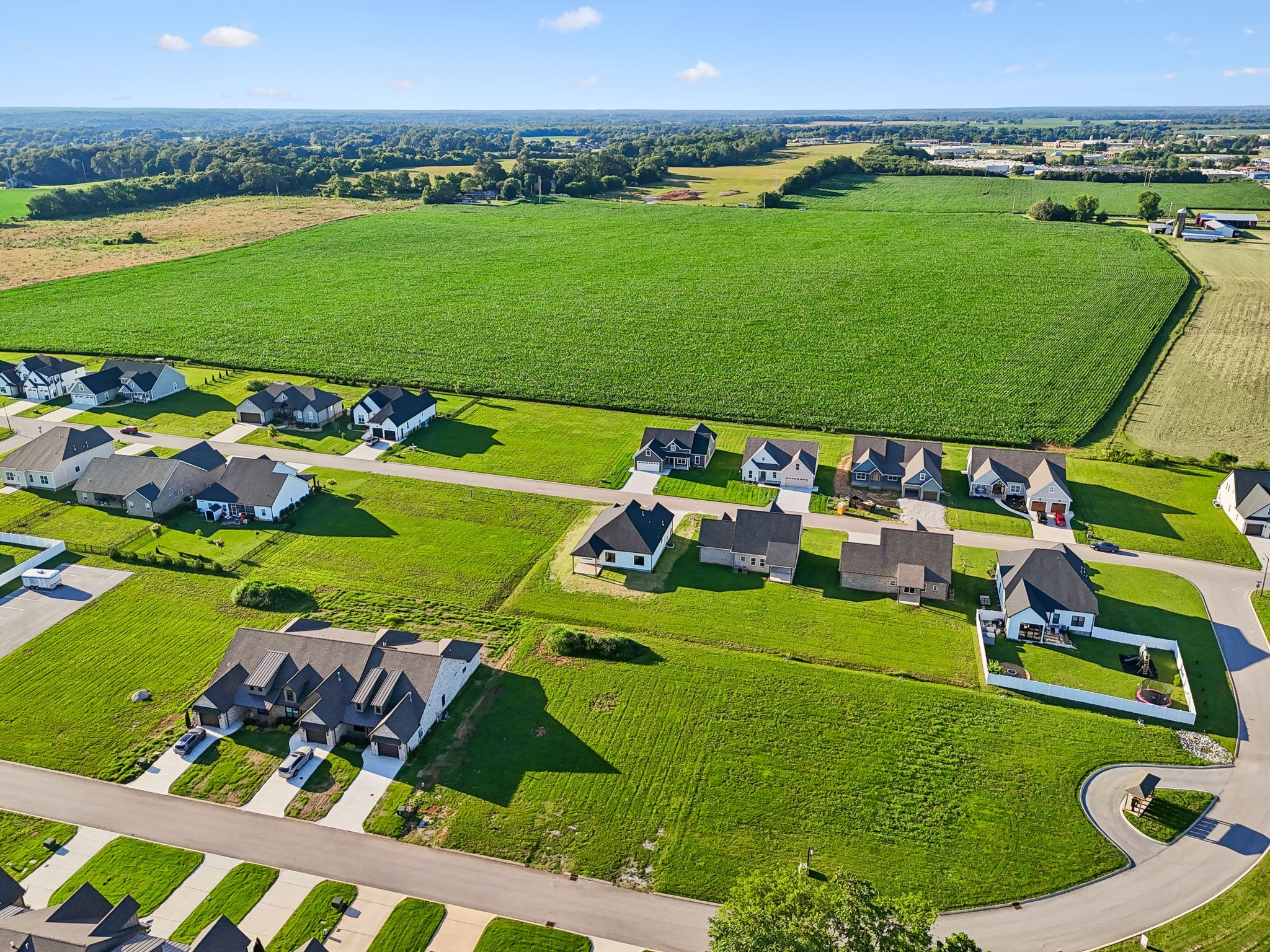 123 Lookout Dr