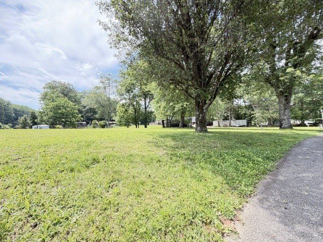 603 N Main St
