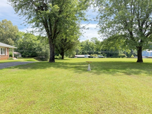 603 N Main St