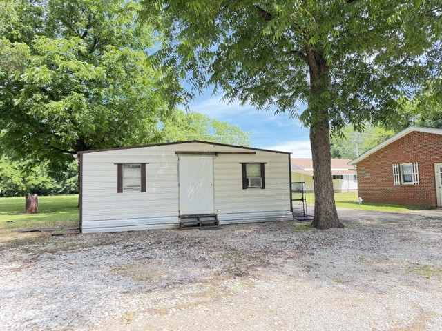 603 N Main St