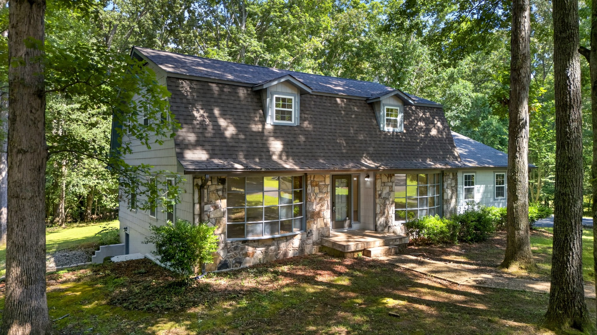 466 Willow Oak Dr