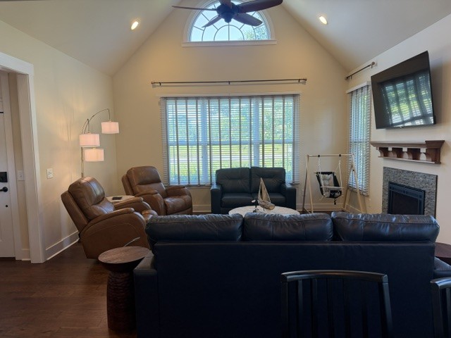 2425 Old Tullahoma Rd