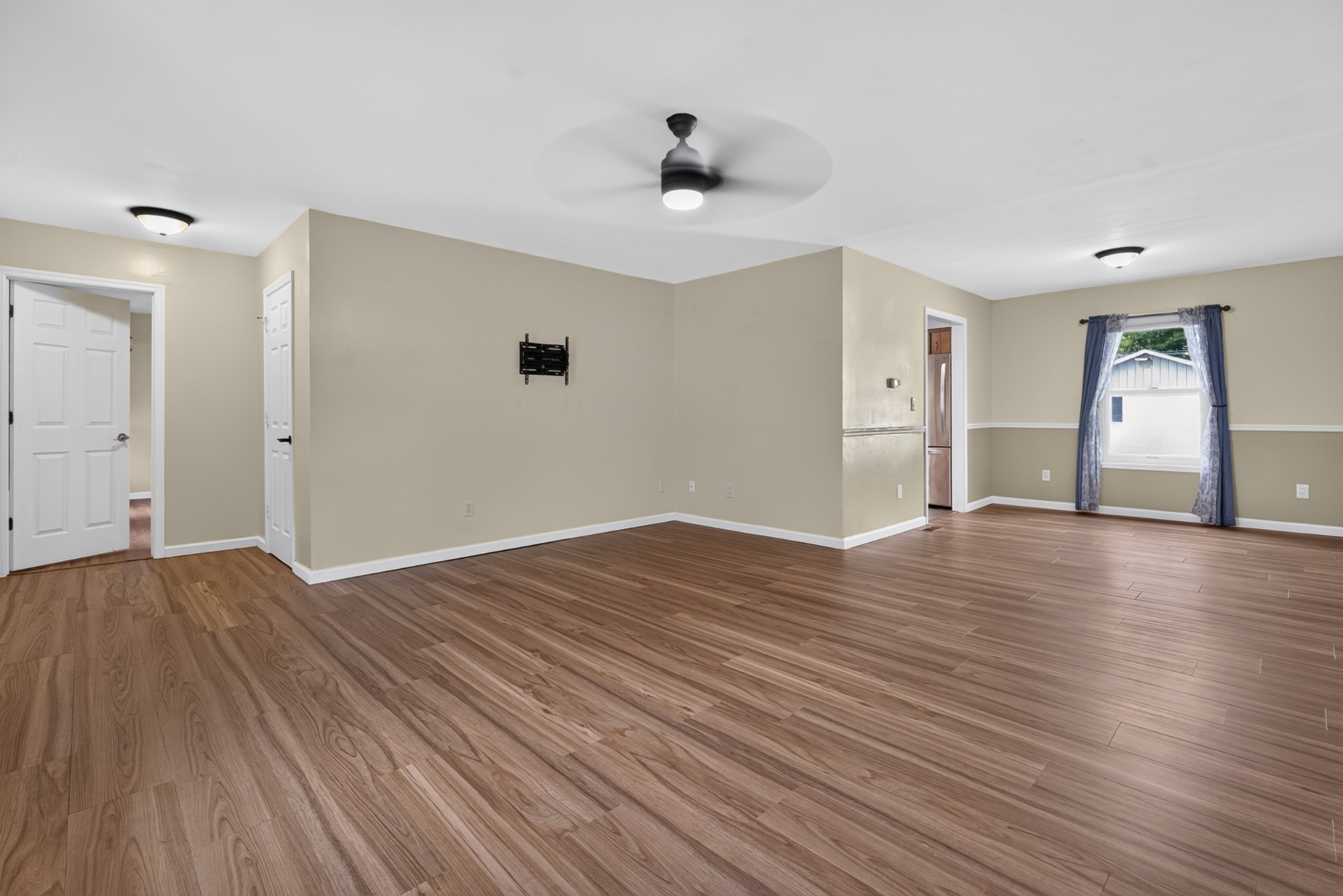 101 Lisa Cir