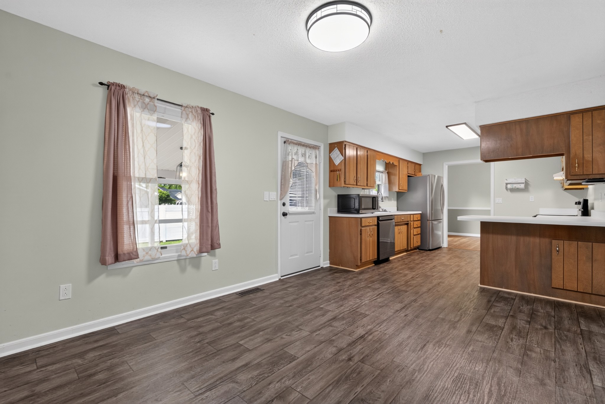 101 Lisa Cir