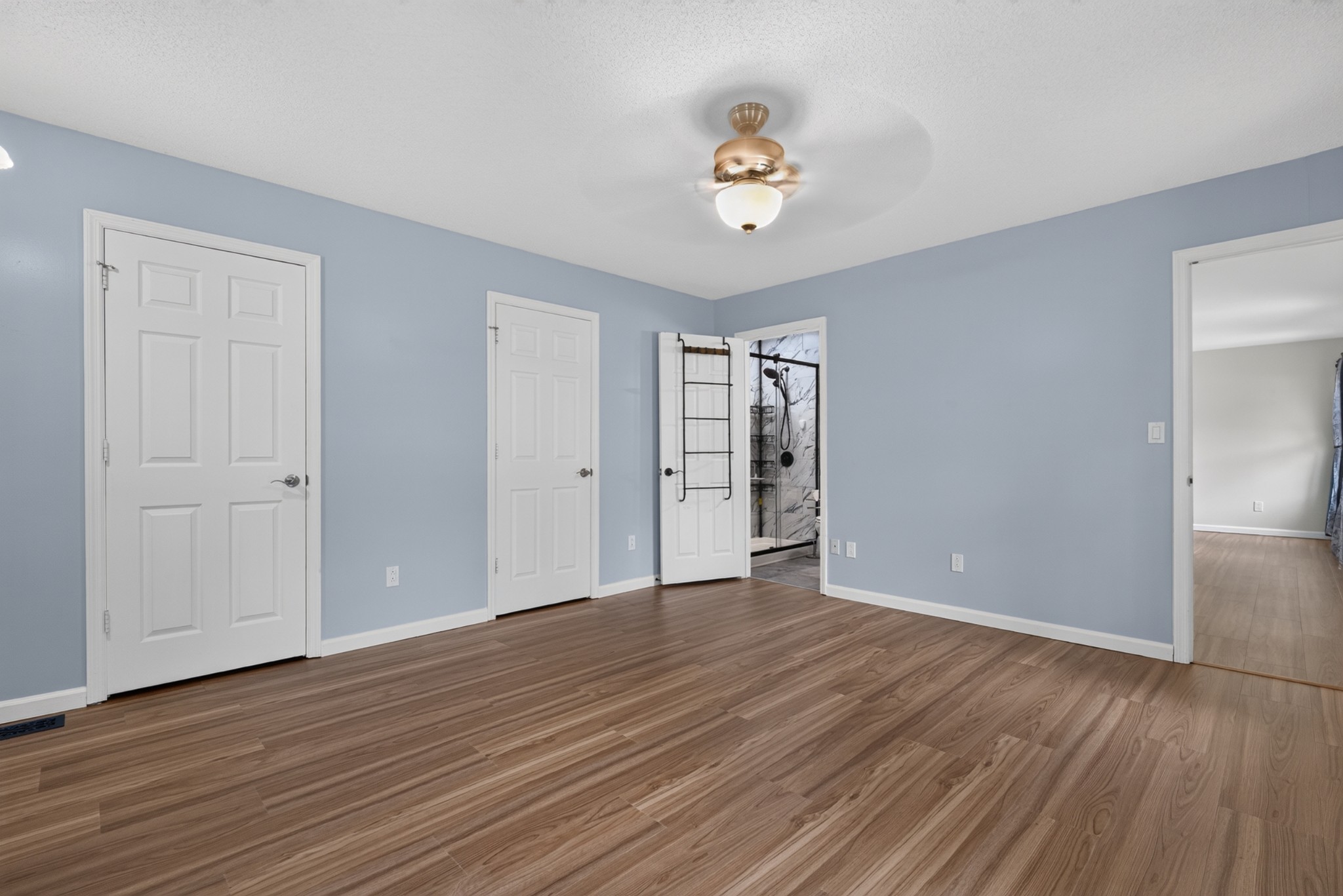 101 Lisa Cir
