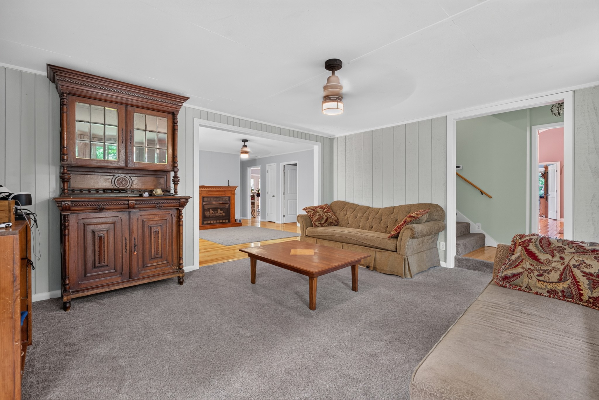 129 Meredith Ln