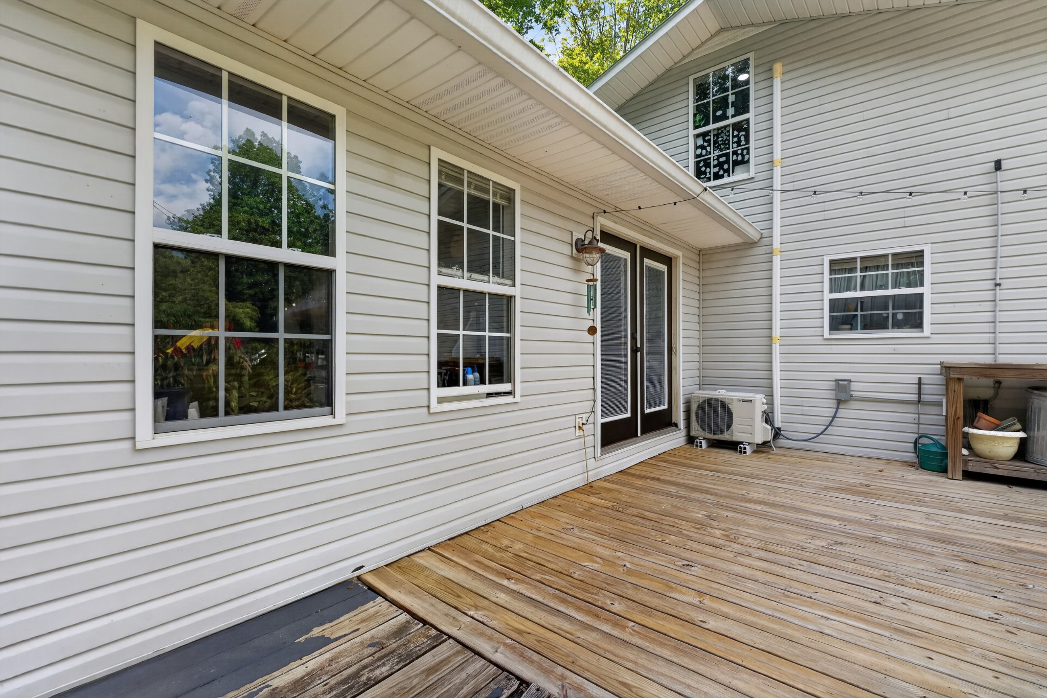 129 Meredith Ln