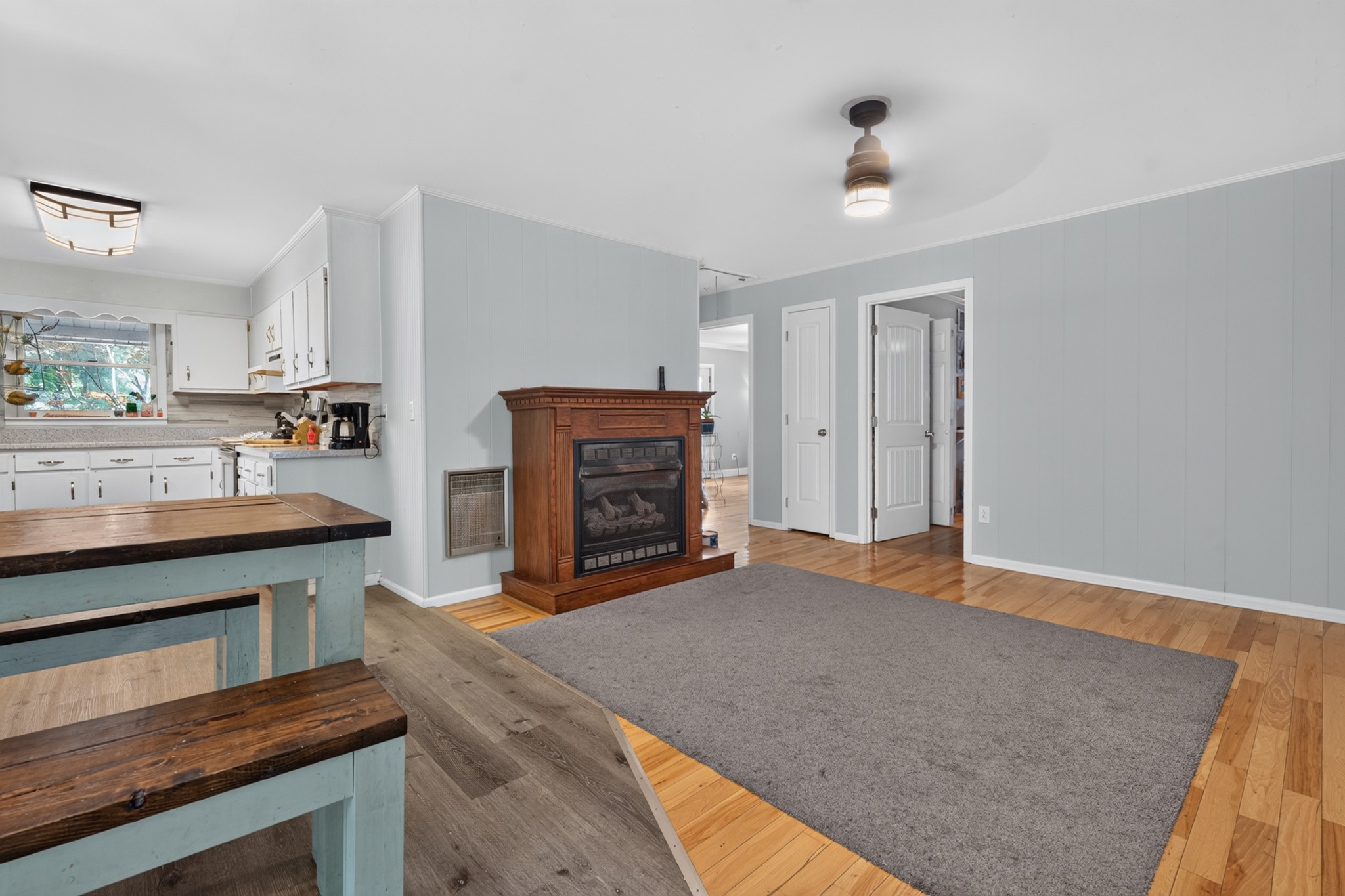 129 Meredith Ln