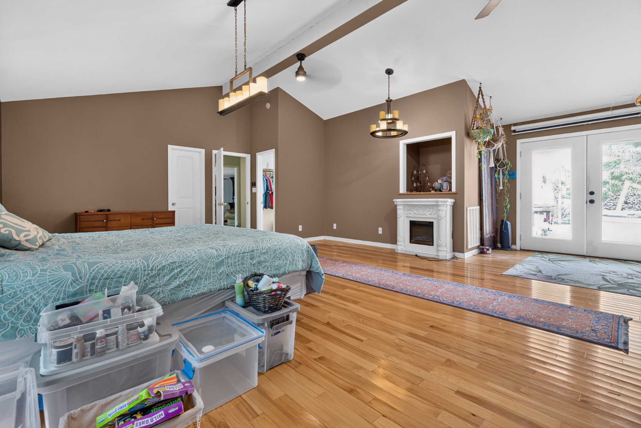 129 Meredith Ln