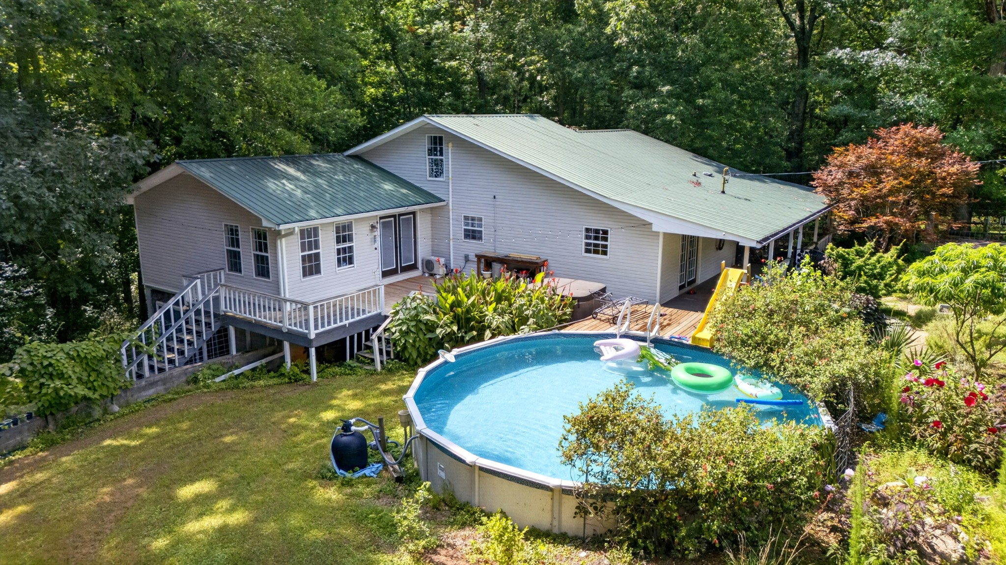 129 Meredith Ln