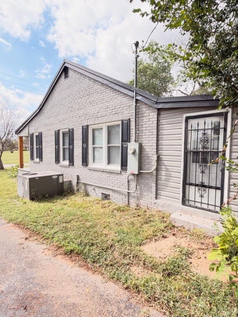 205 Alabama St
