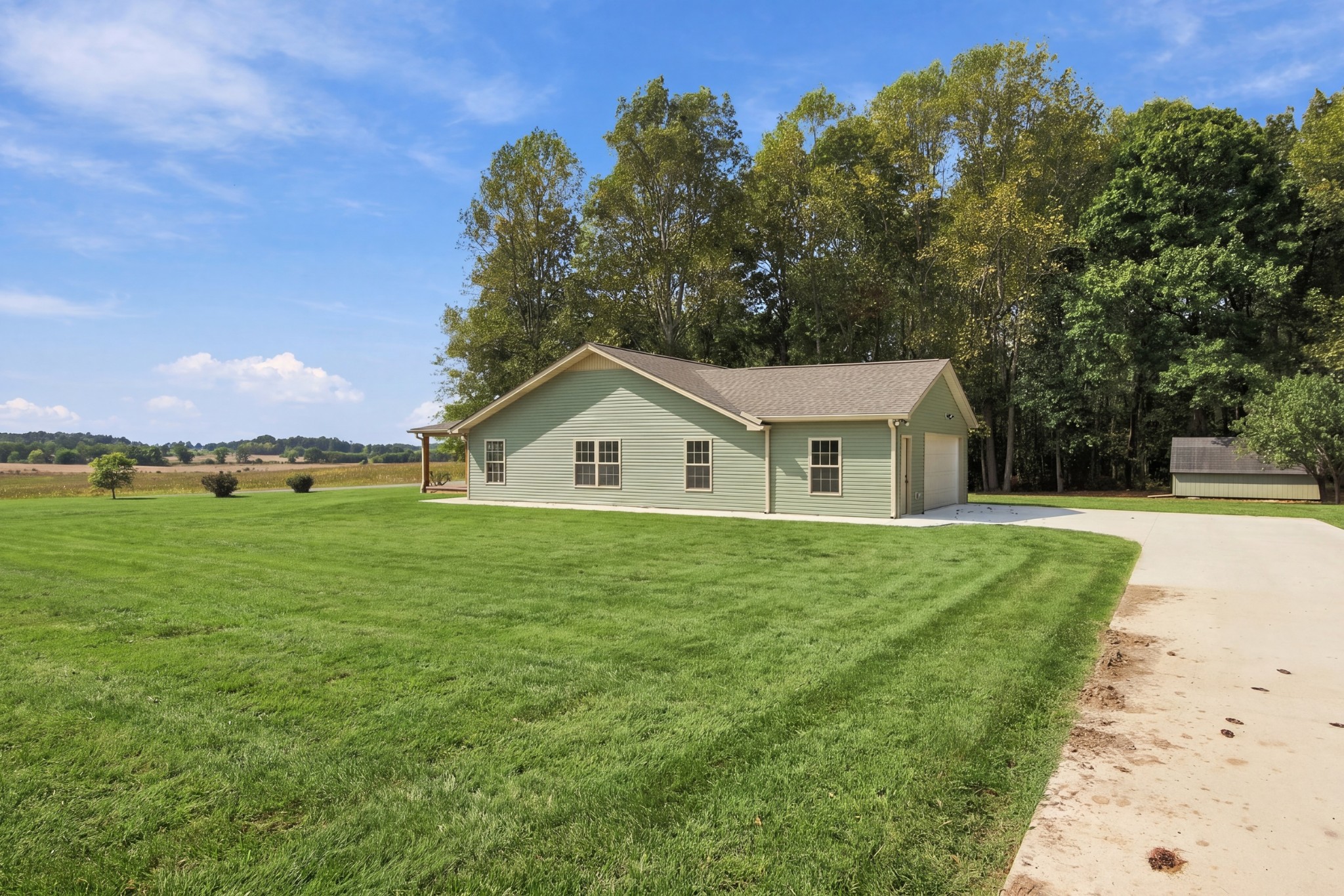 35 Tom Johnson Rd