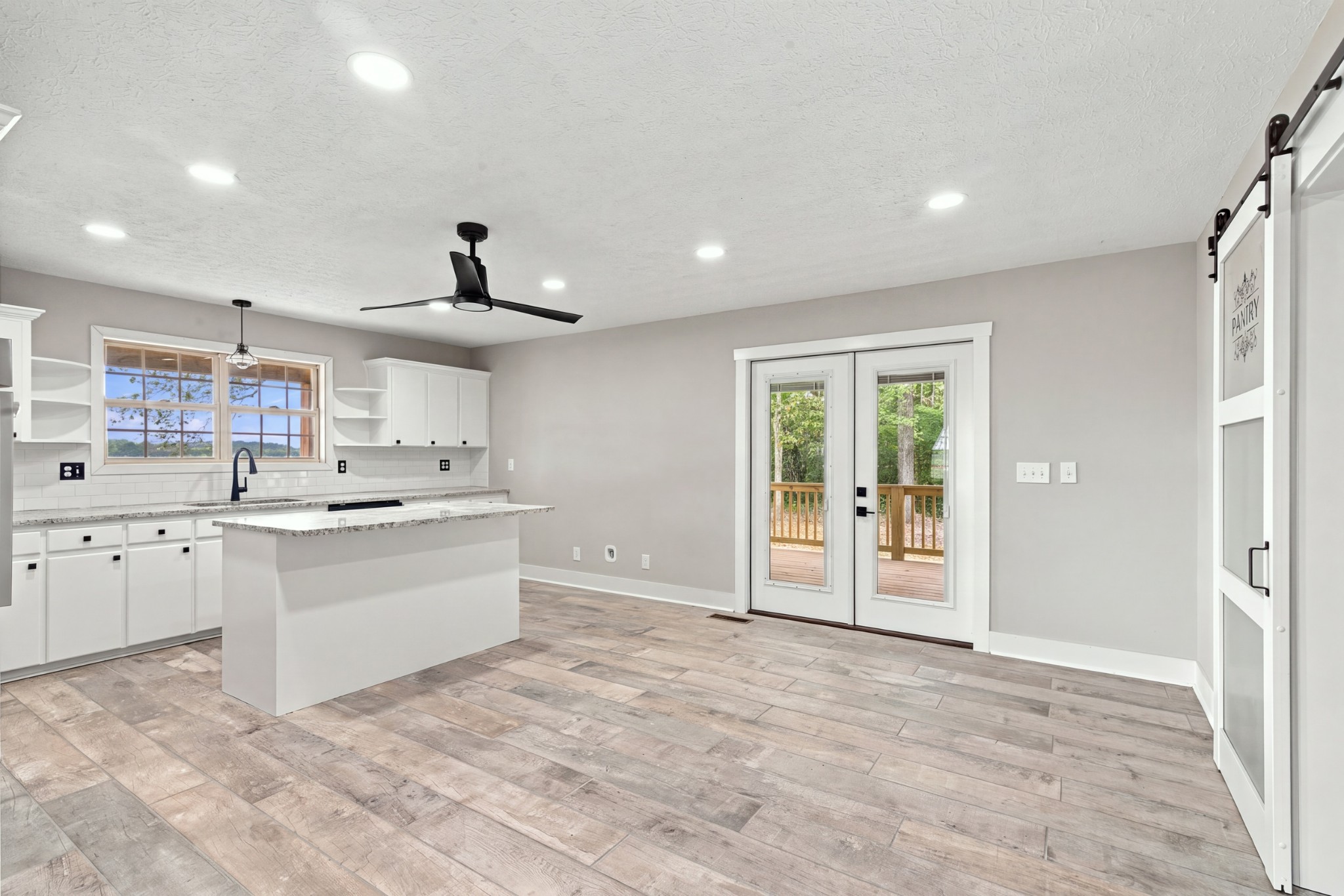35 Tom Johnson Rd