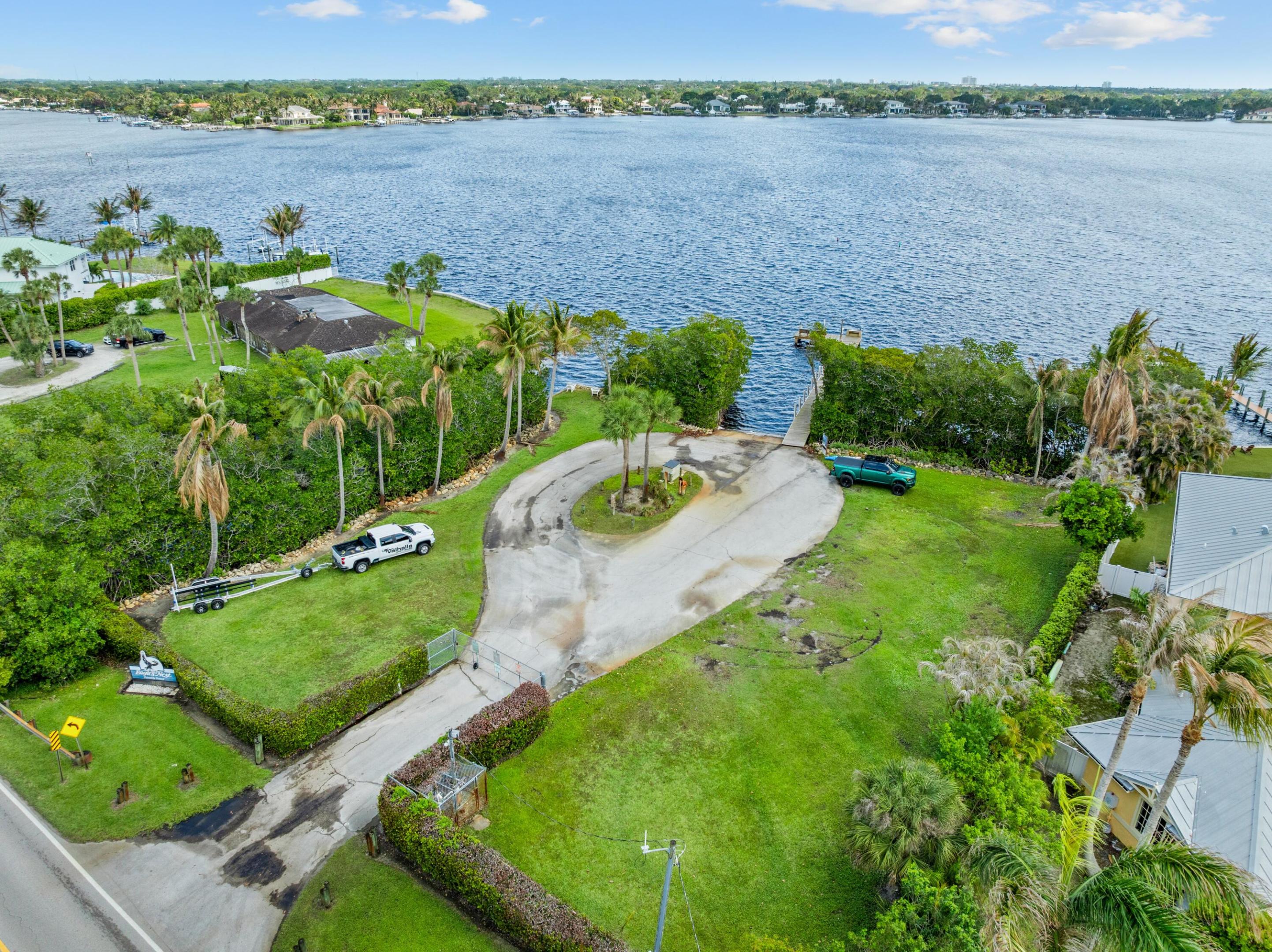 18815 S Golden Hawk Trail