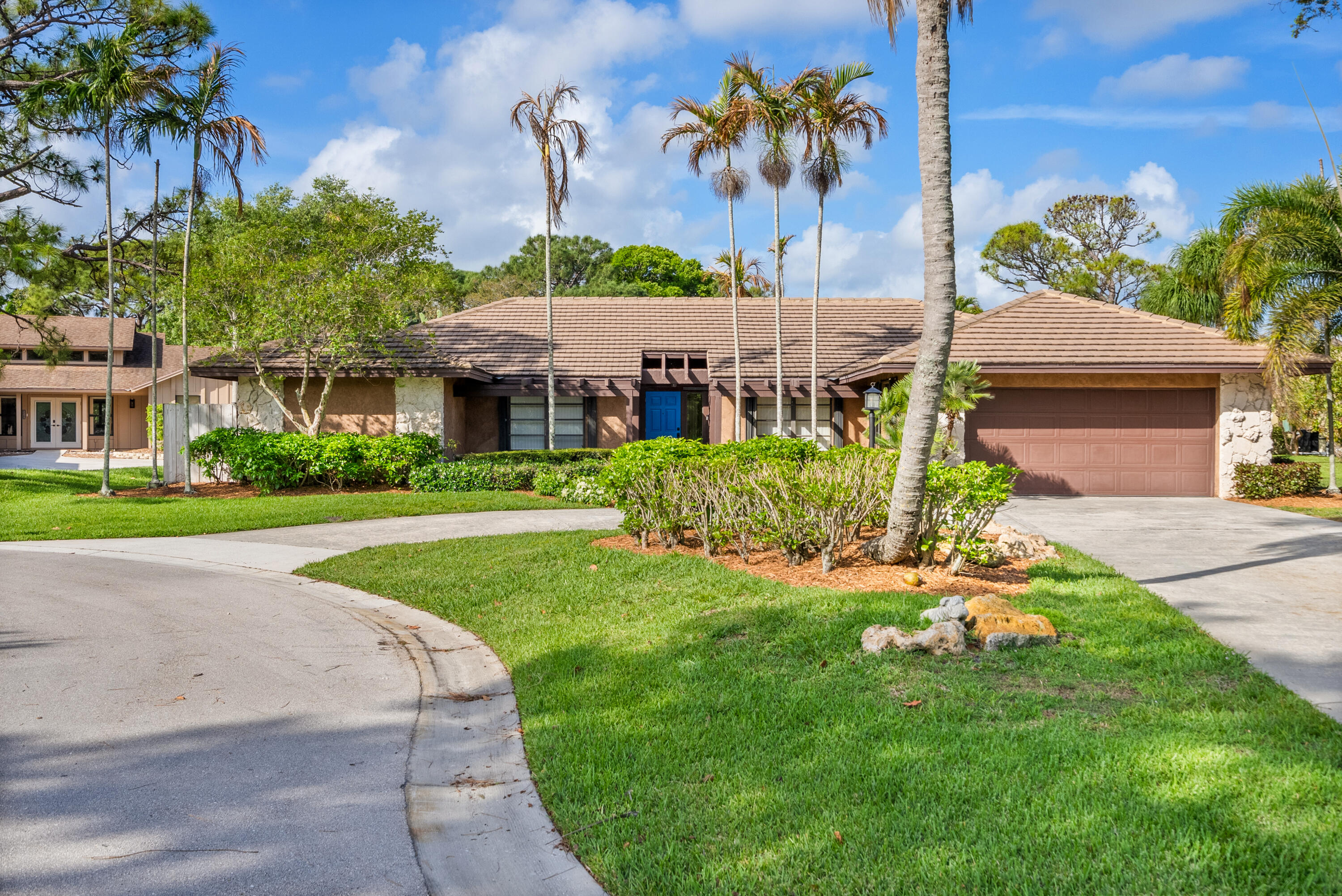 18815 S Golden Hawk Trail