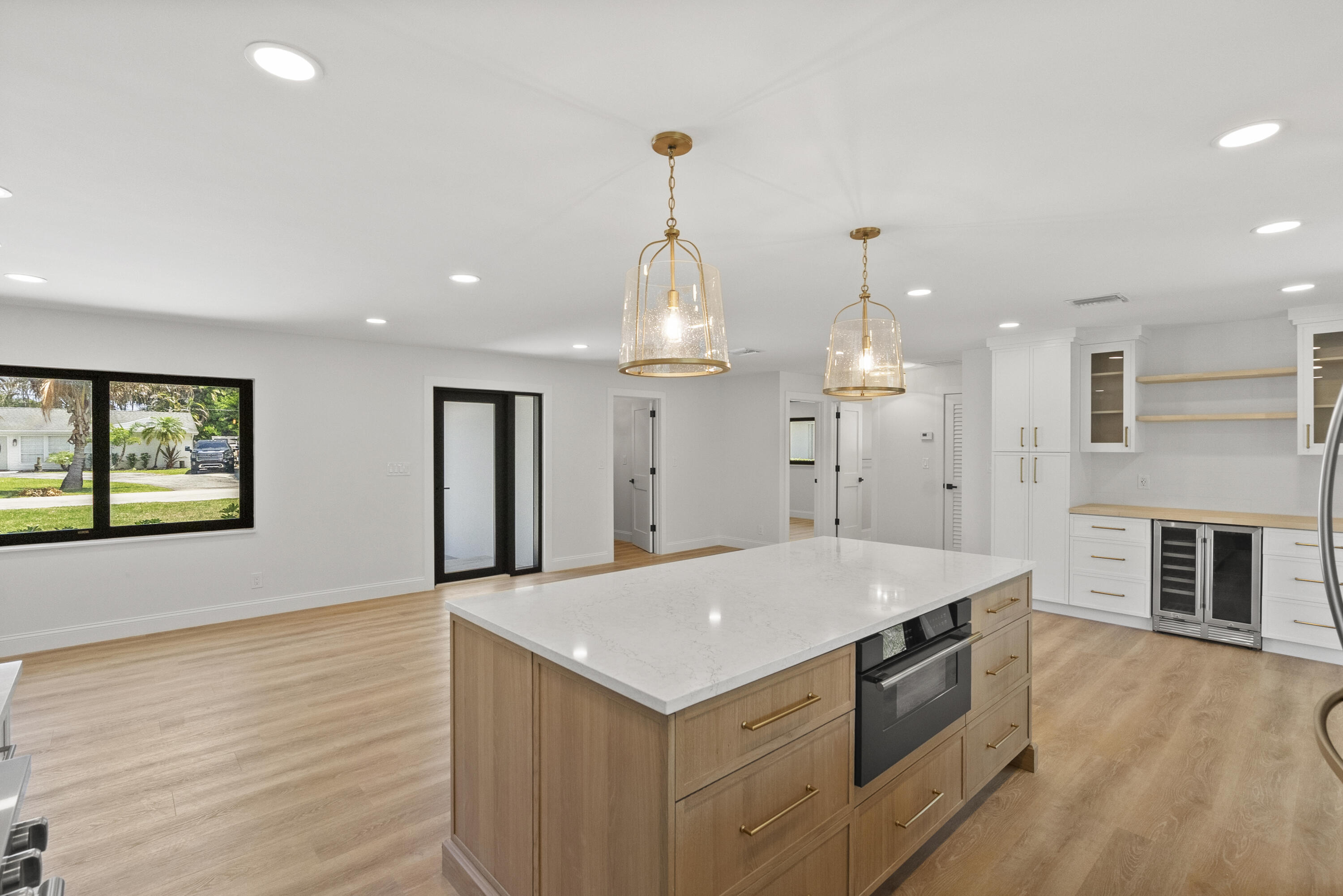 128 W Norfolk Road
