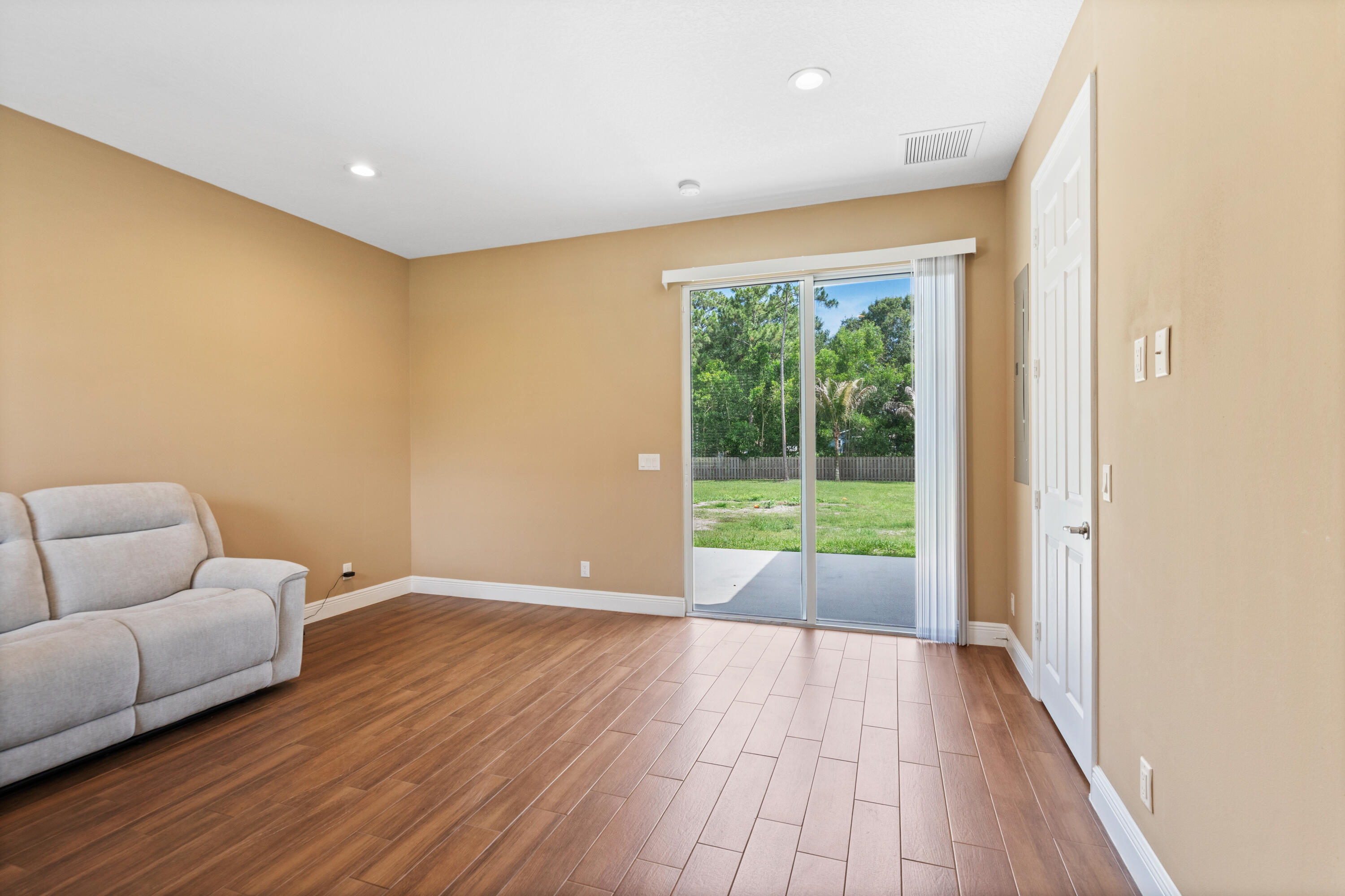 11354 Sandy Run, Farms