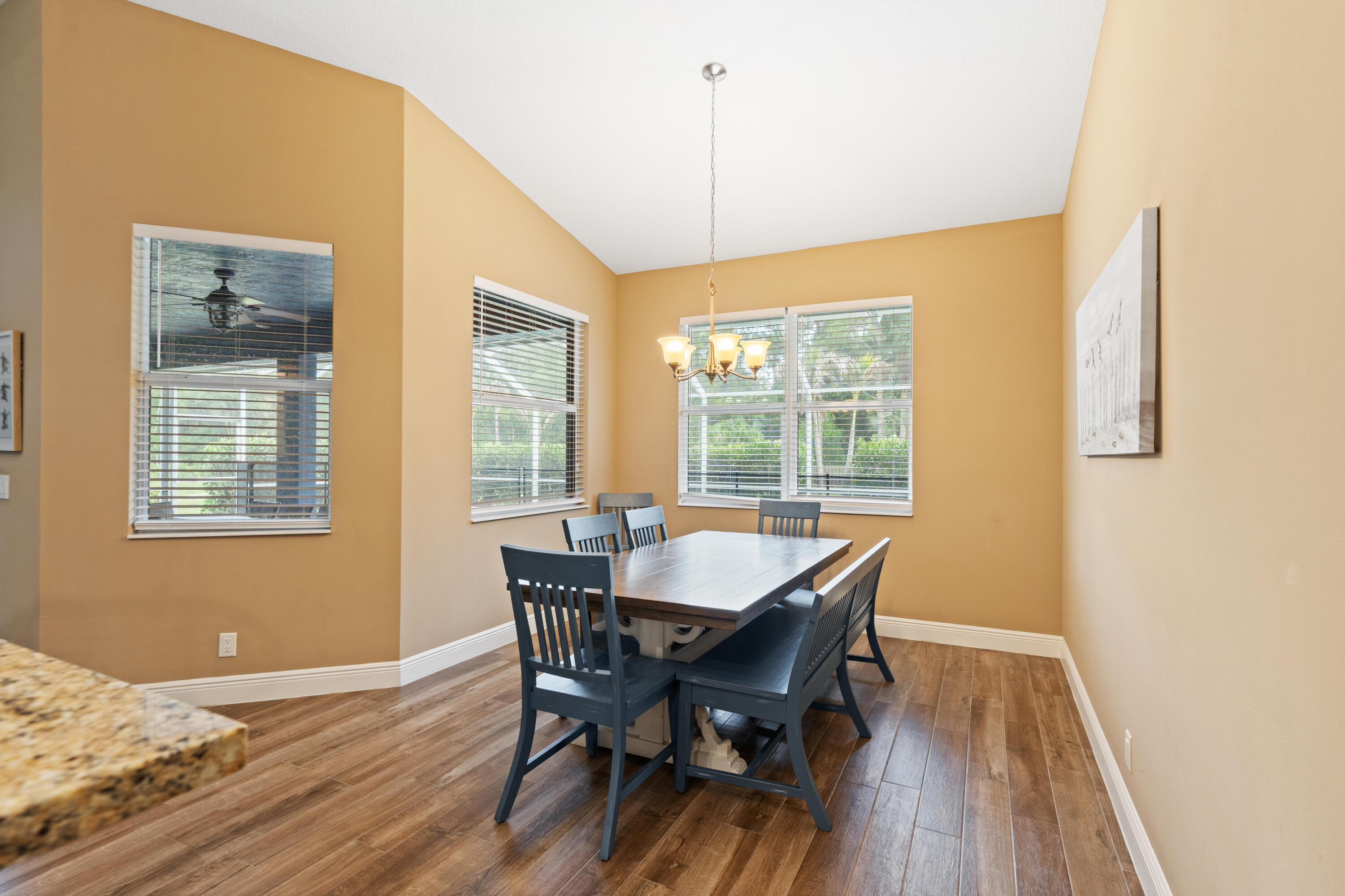 11354 Sandy Run, Farms