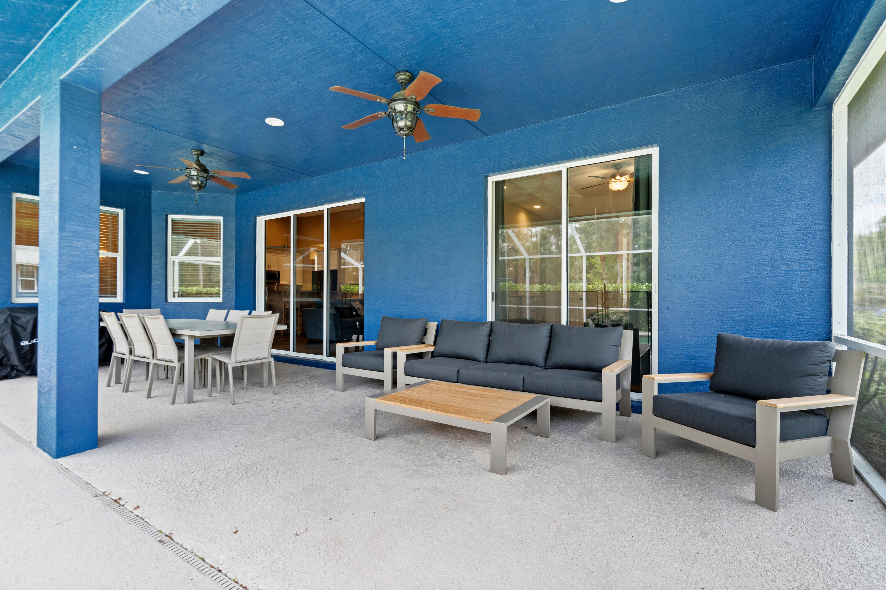 11354 Sandy Run, Farms