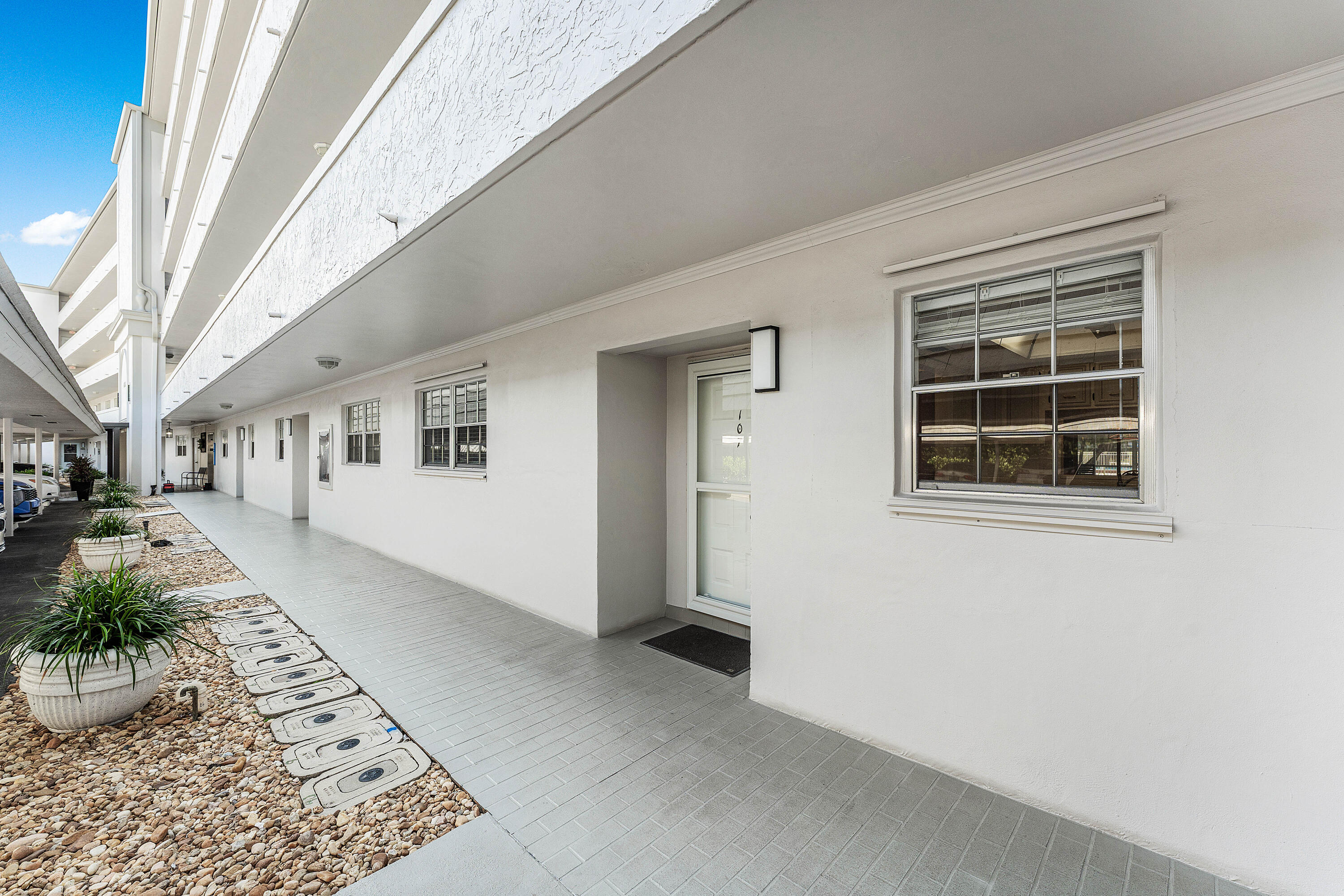 250 JOHN F KENNEDY Drive 107