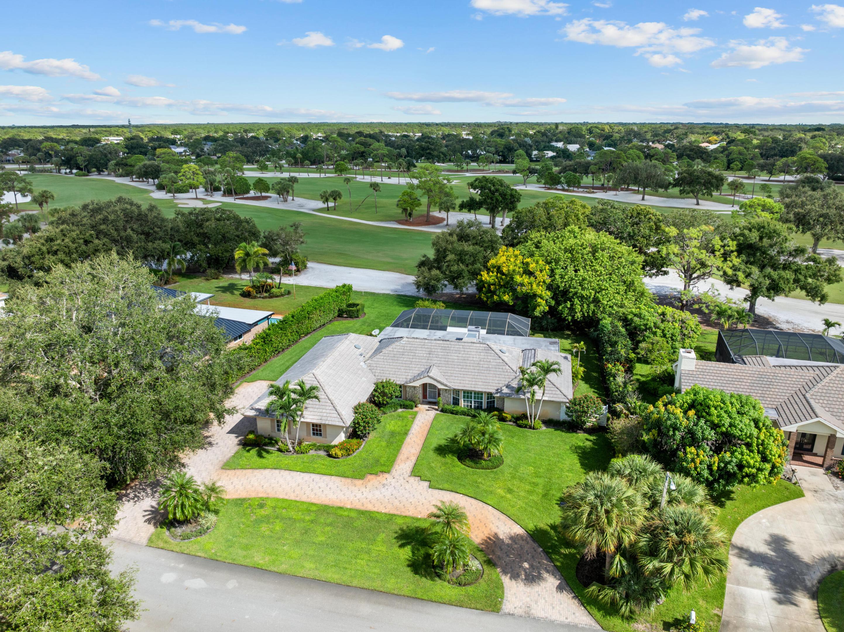 138 SE TURTLE CREEK Drive
