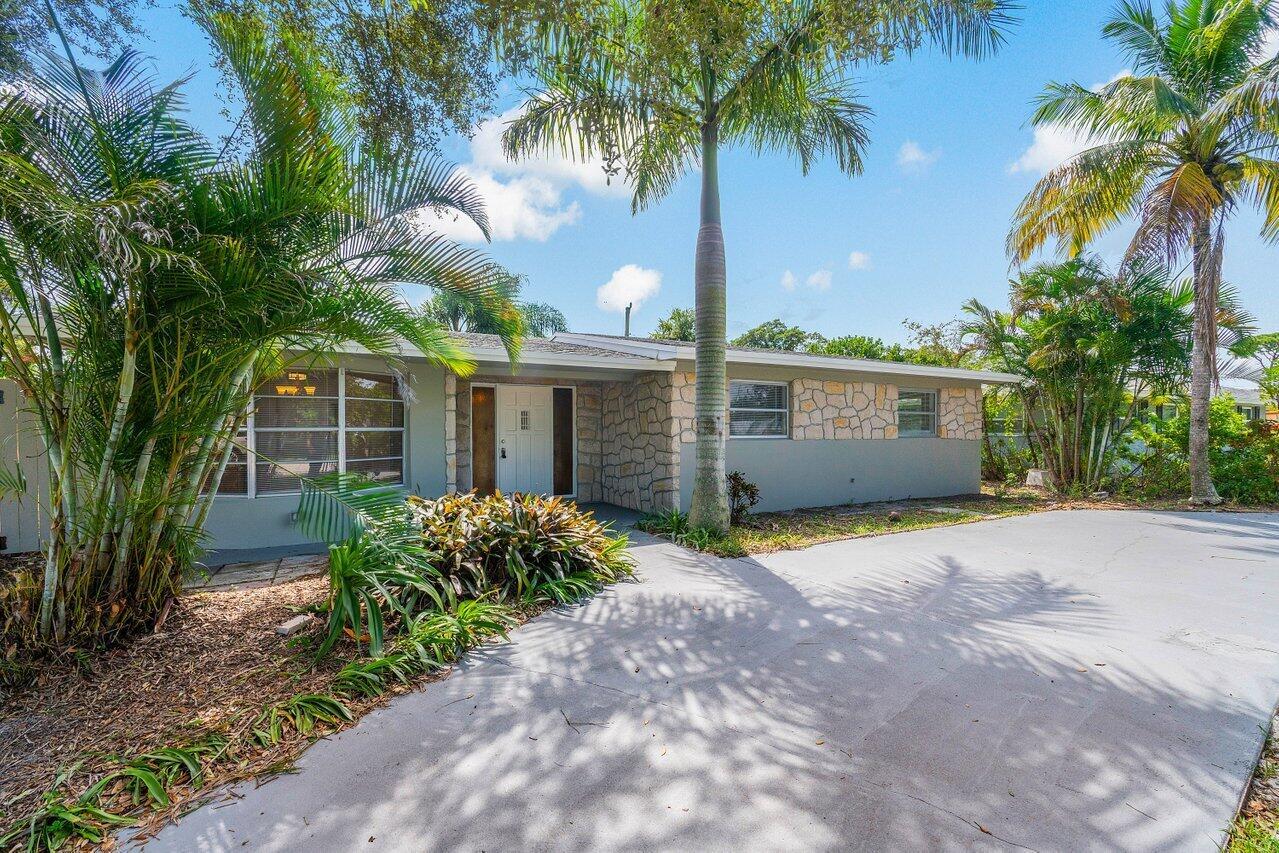 4360 Crestdale Street