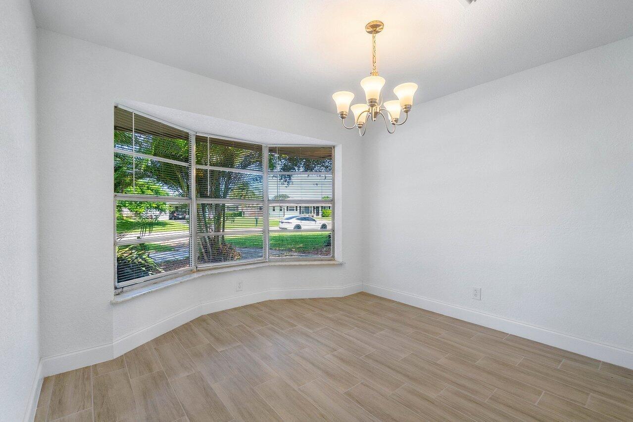 4360 Crestdale Street