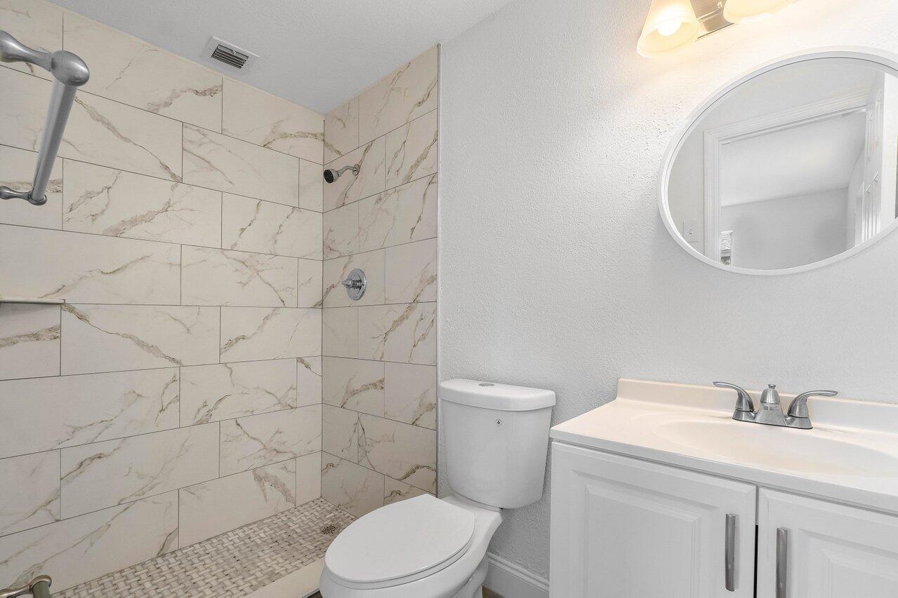 4360 Crestdale Street