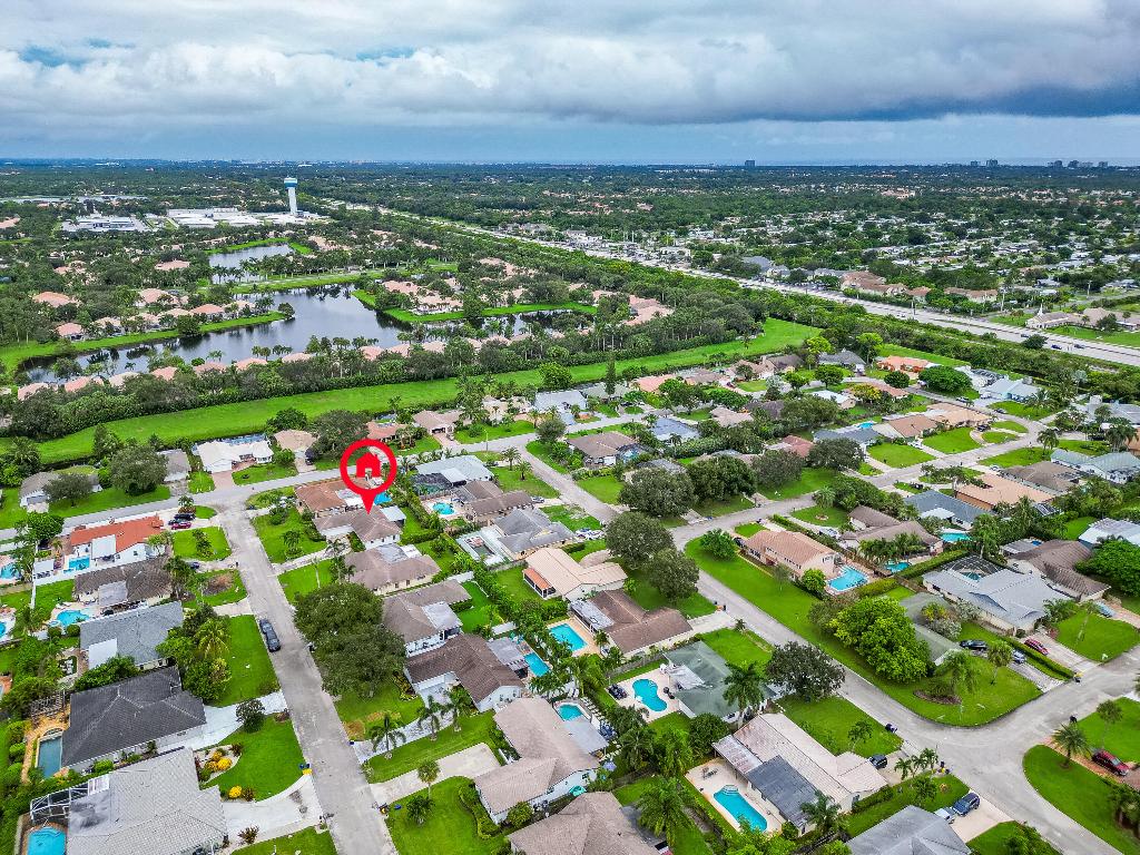 11942 Hemlock Street