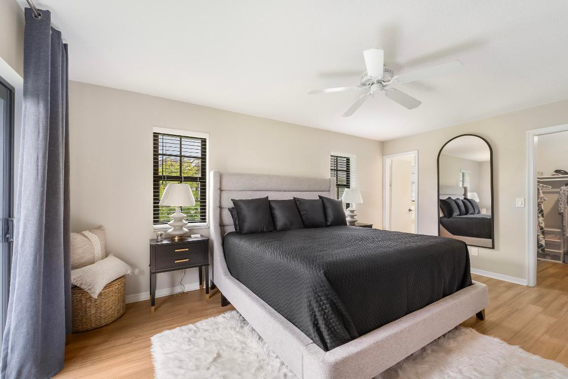 11942 Hemlock Street