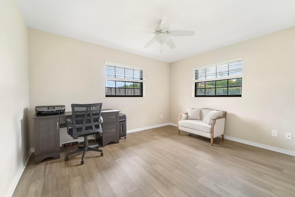 11942 Hemlock Street