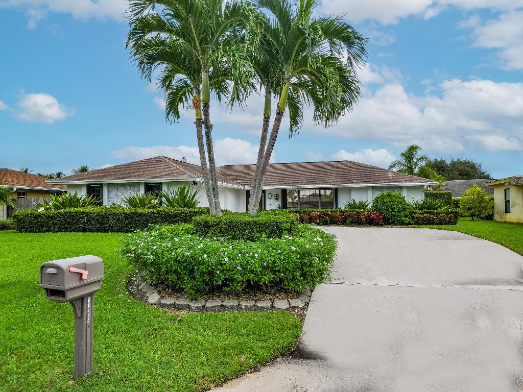 11942 Hemlock Street