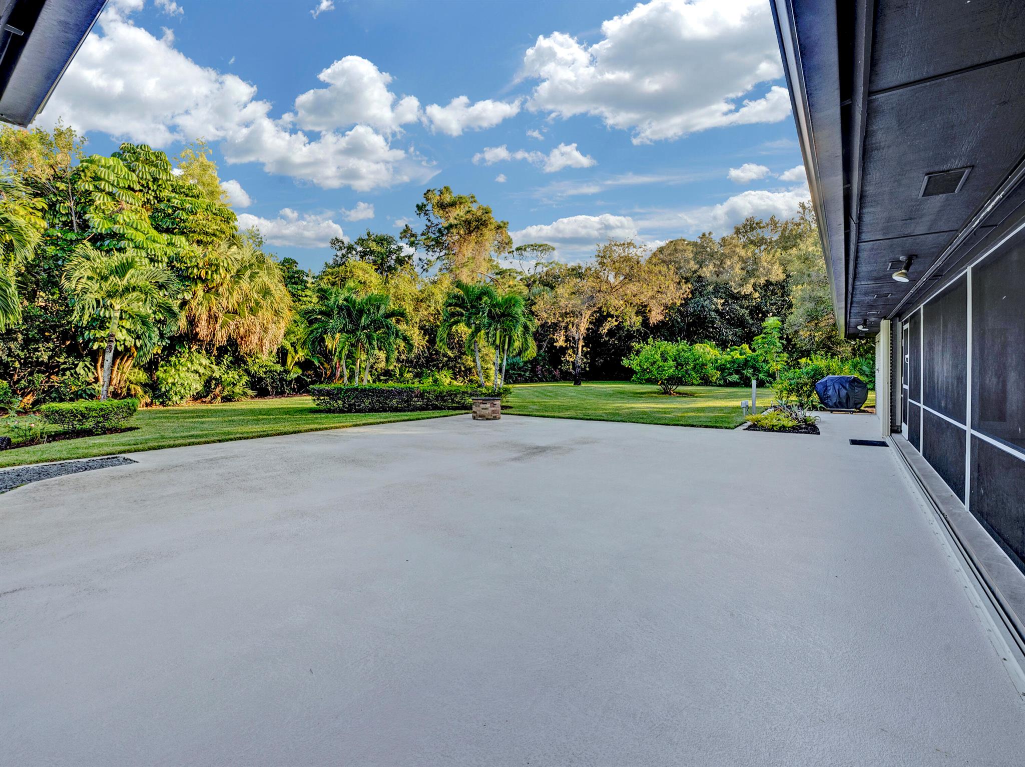 19810 Queenswood Drive