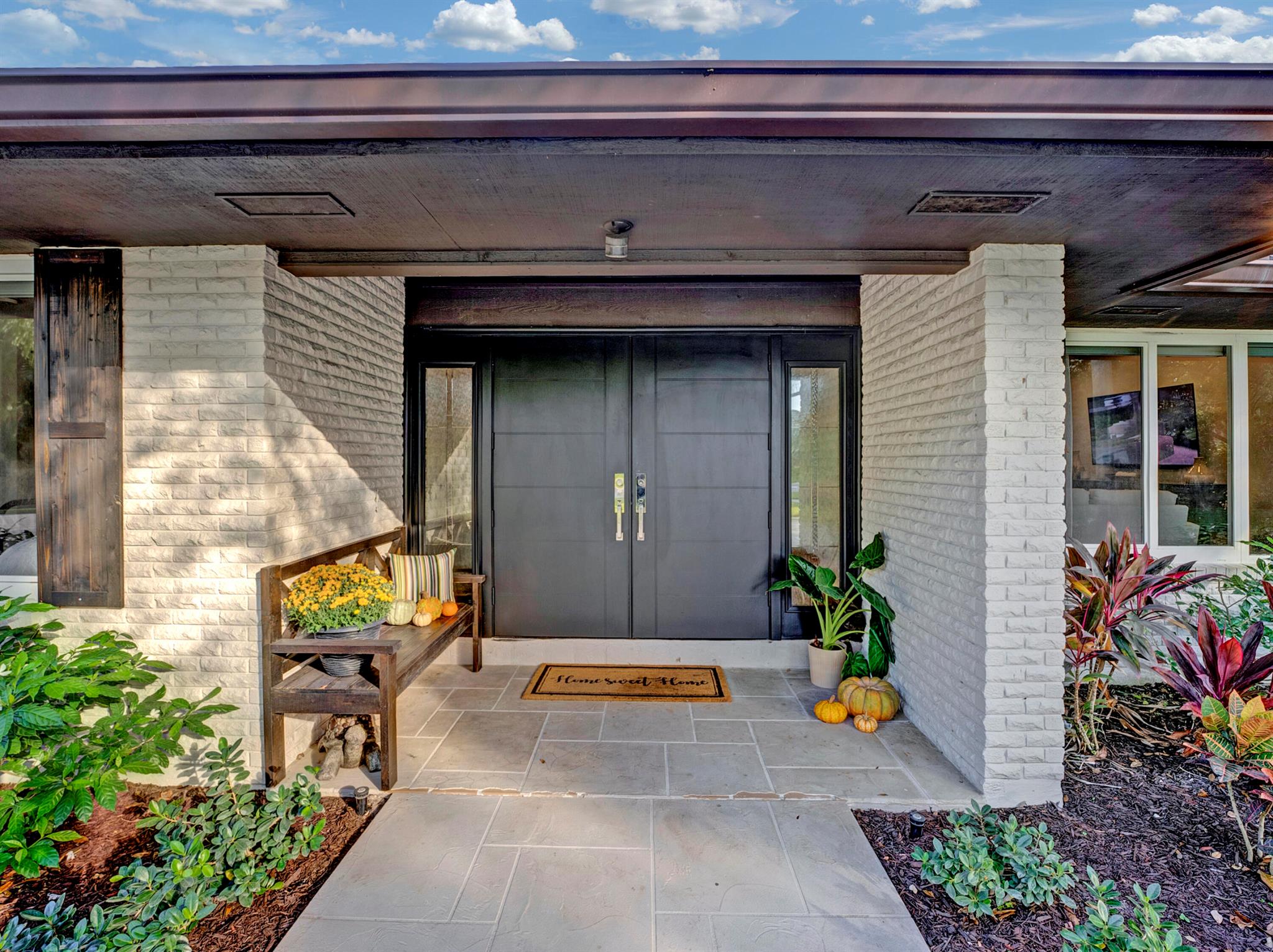 19810 Queenswood Drive