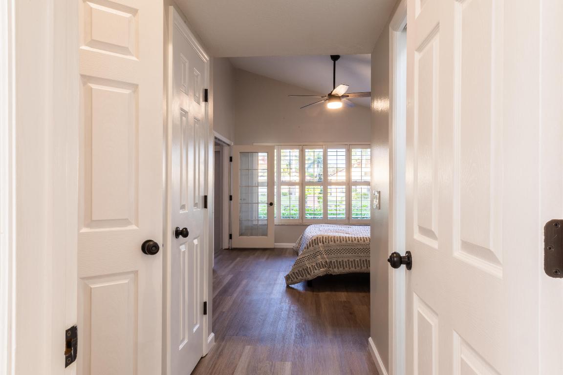 2789 SW Mariposa Circle