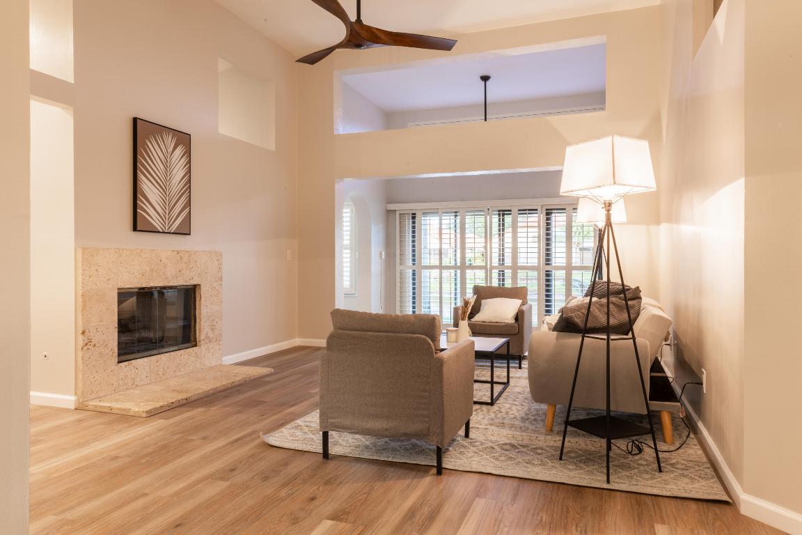 2789 SW Mariposa Circle