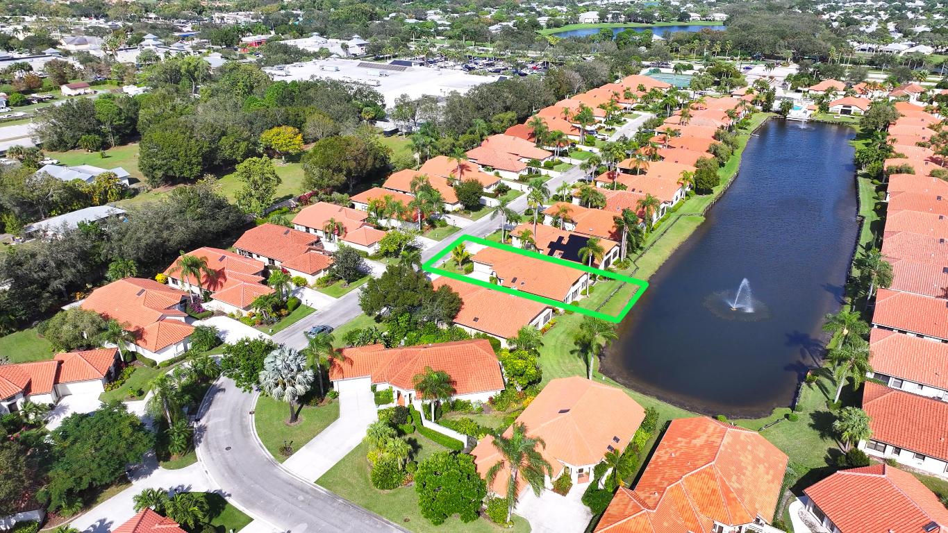 2789 SW Mariposa Circle