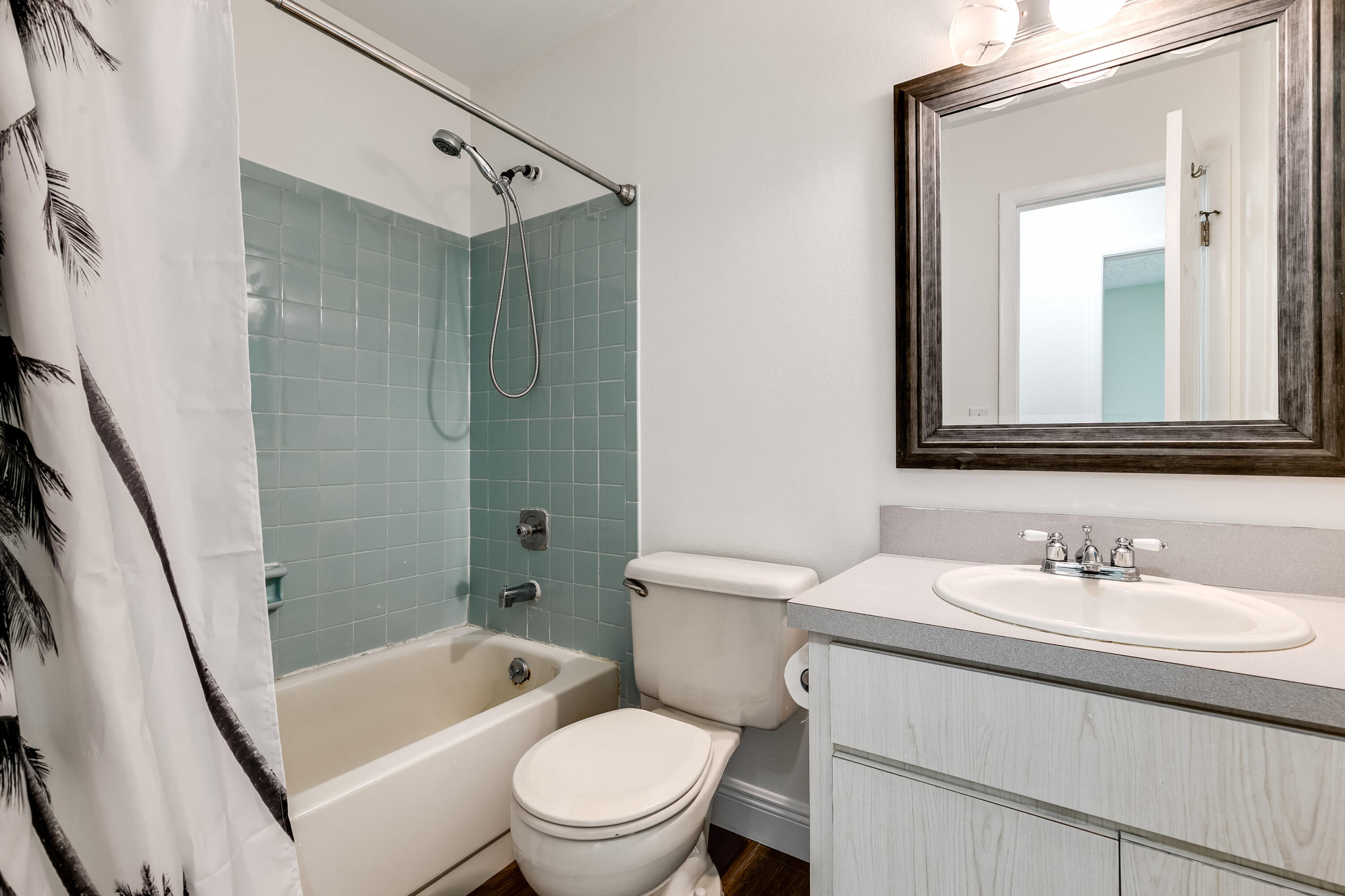 8901 SE Sandcastle Circle