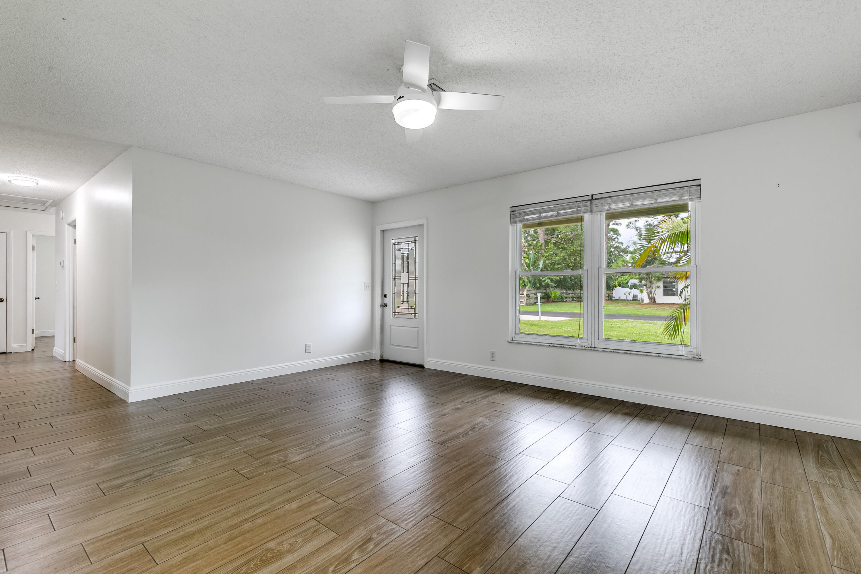 8901 SE Sandcastle Circle