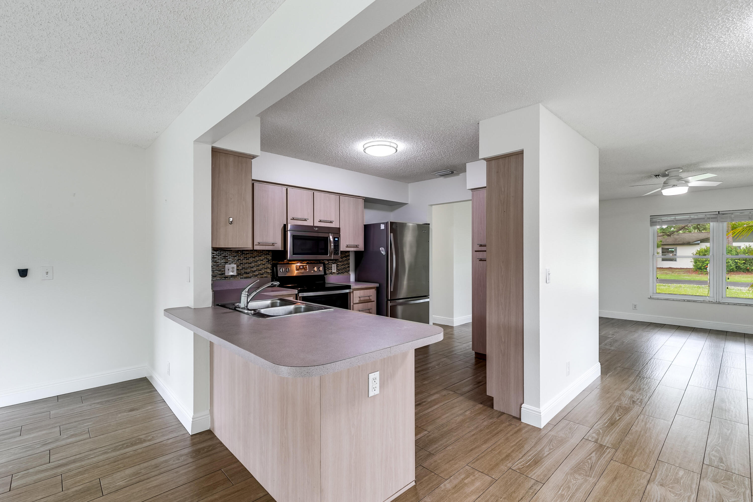 8901 SE Sandcastle Circle