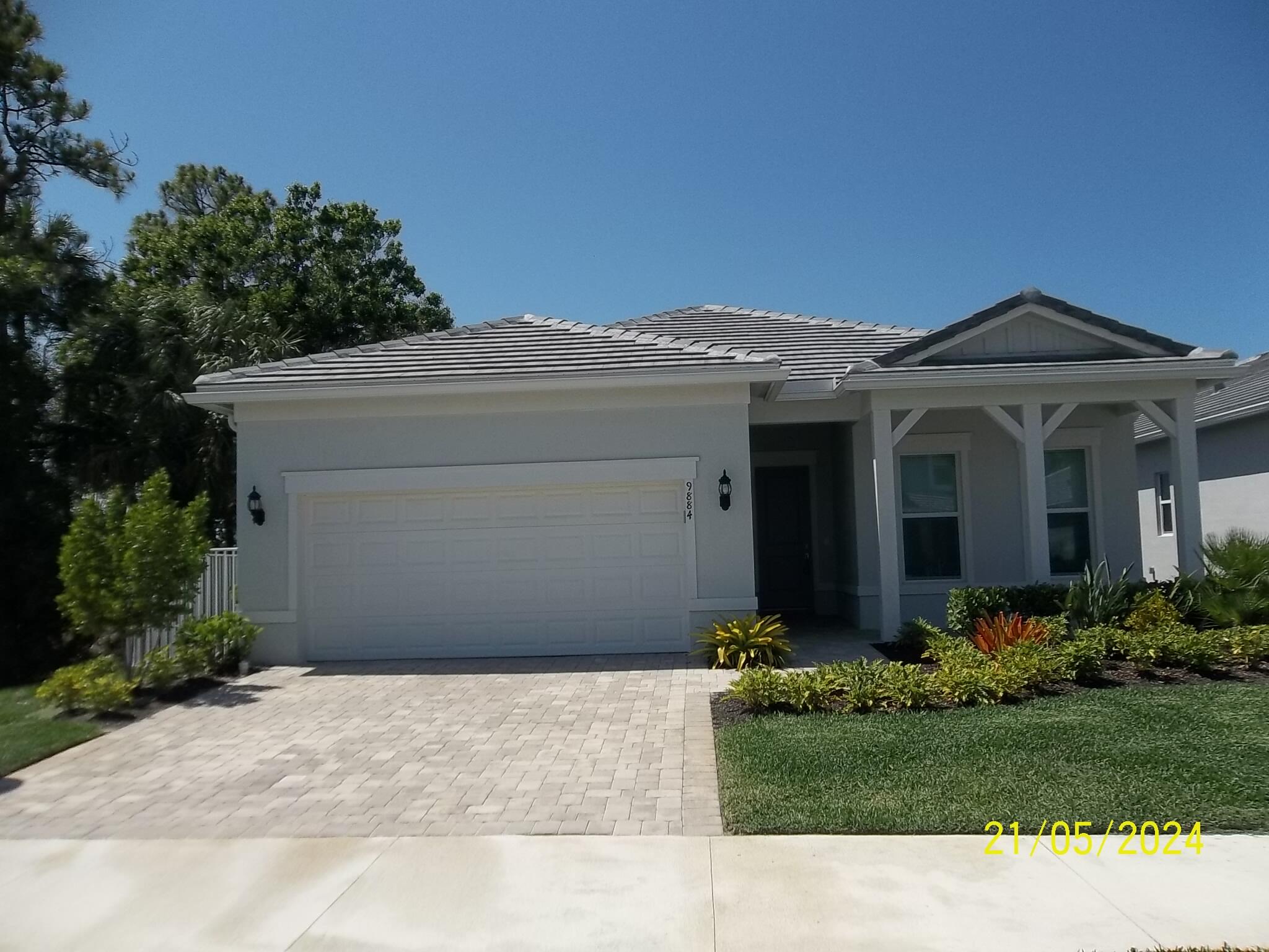 9884 SW Meridian Way