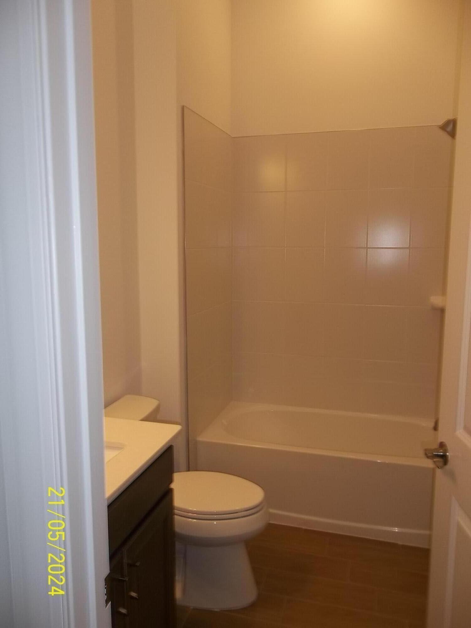 9884 SW Meridian Way