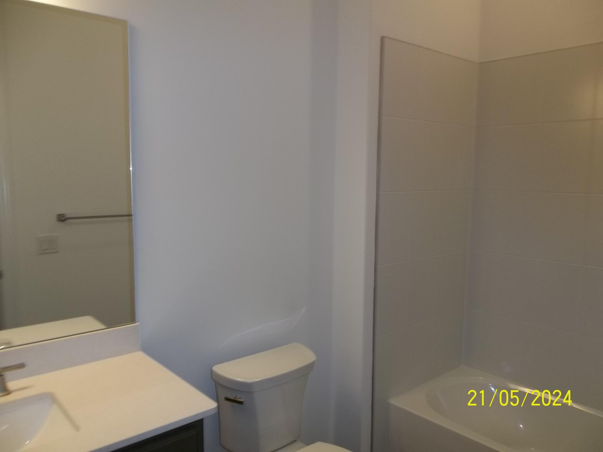 9884 SW Meridian Way