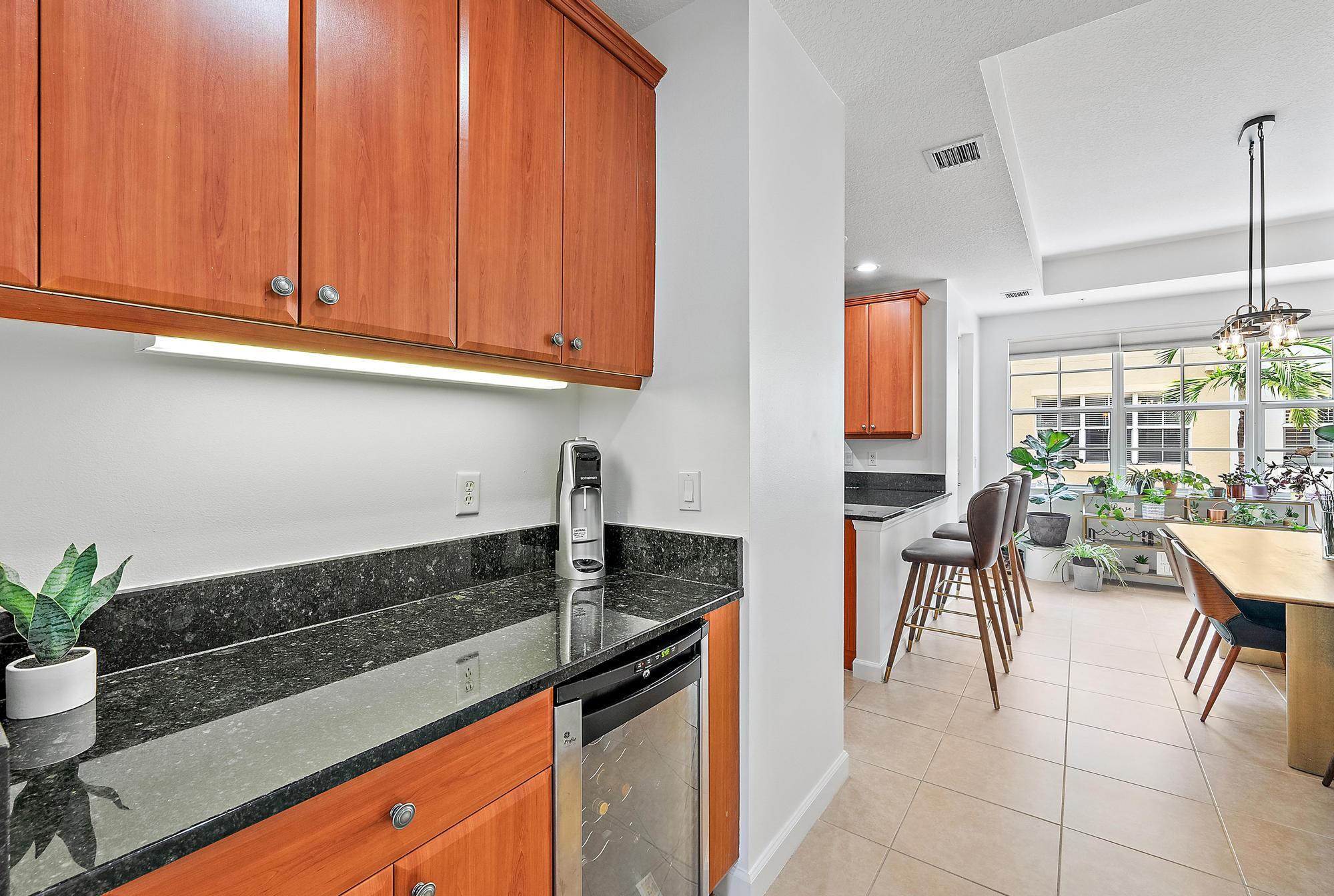 2663 Ravella Lane
