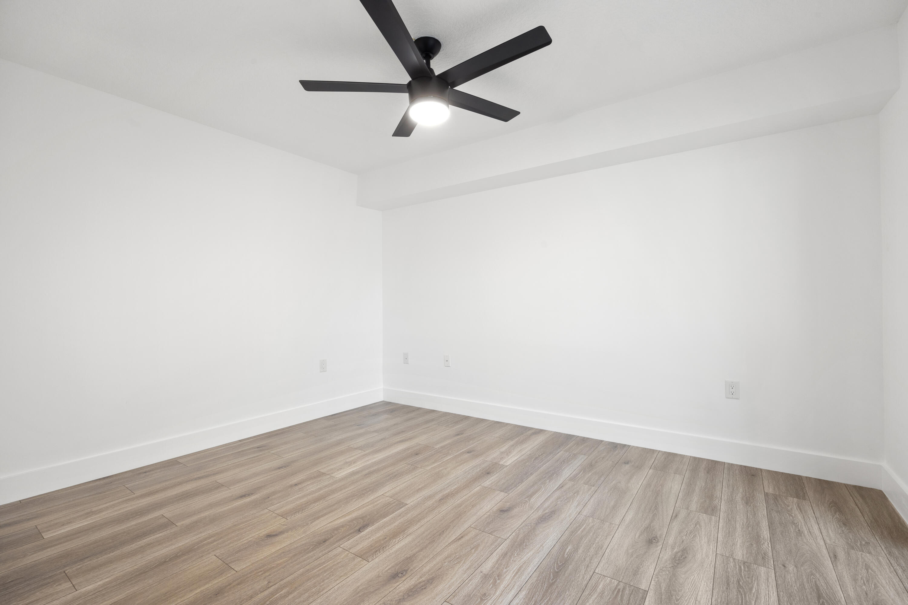 2421 24th Lane