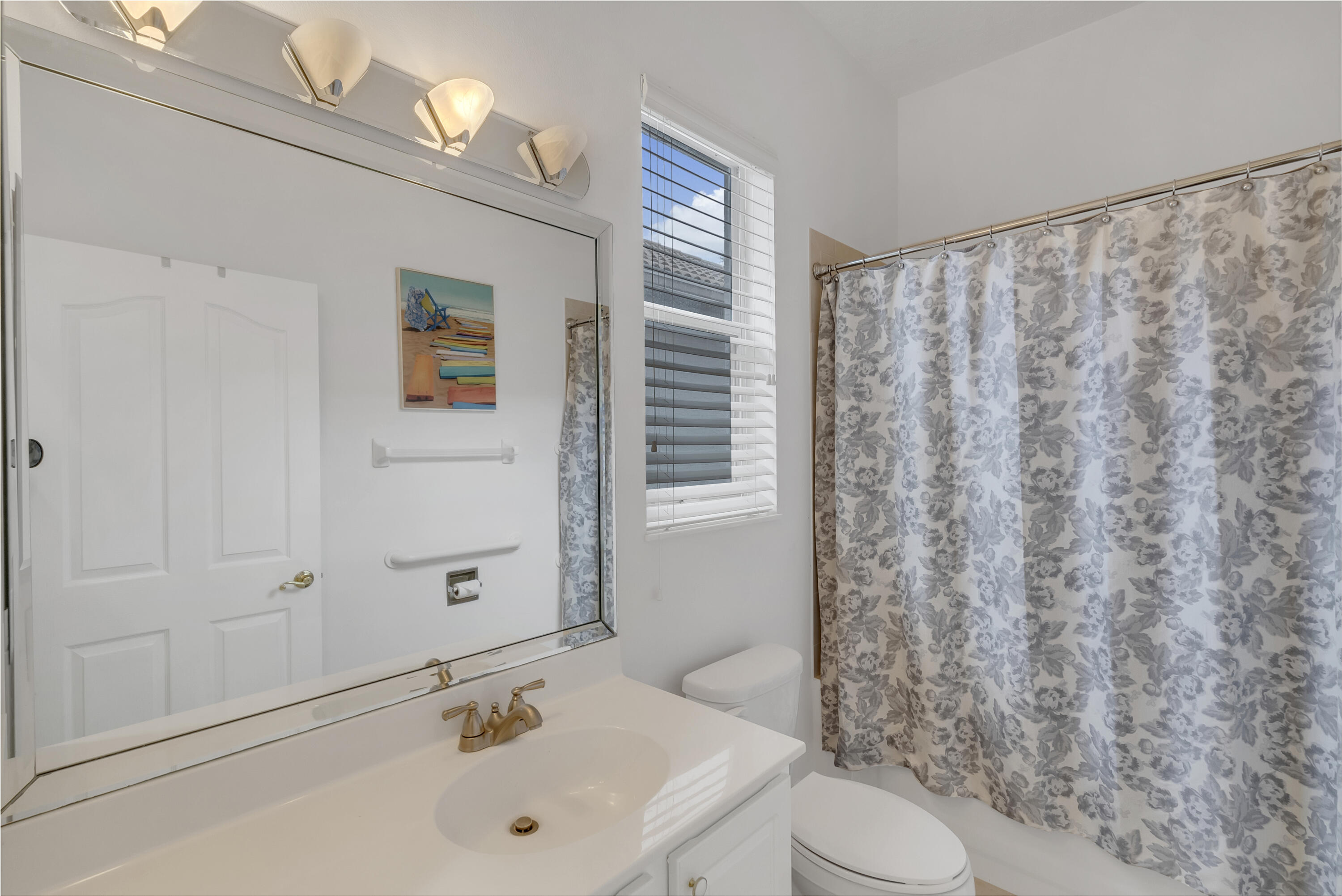 1287 NW Mossy Oak Way