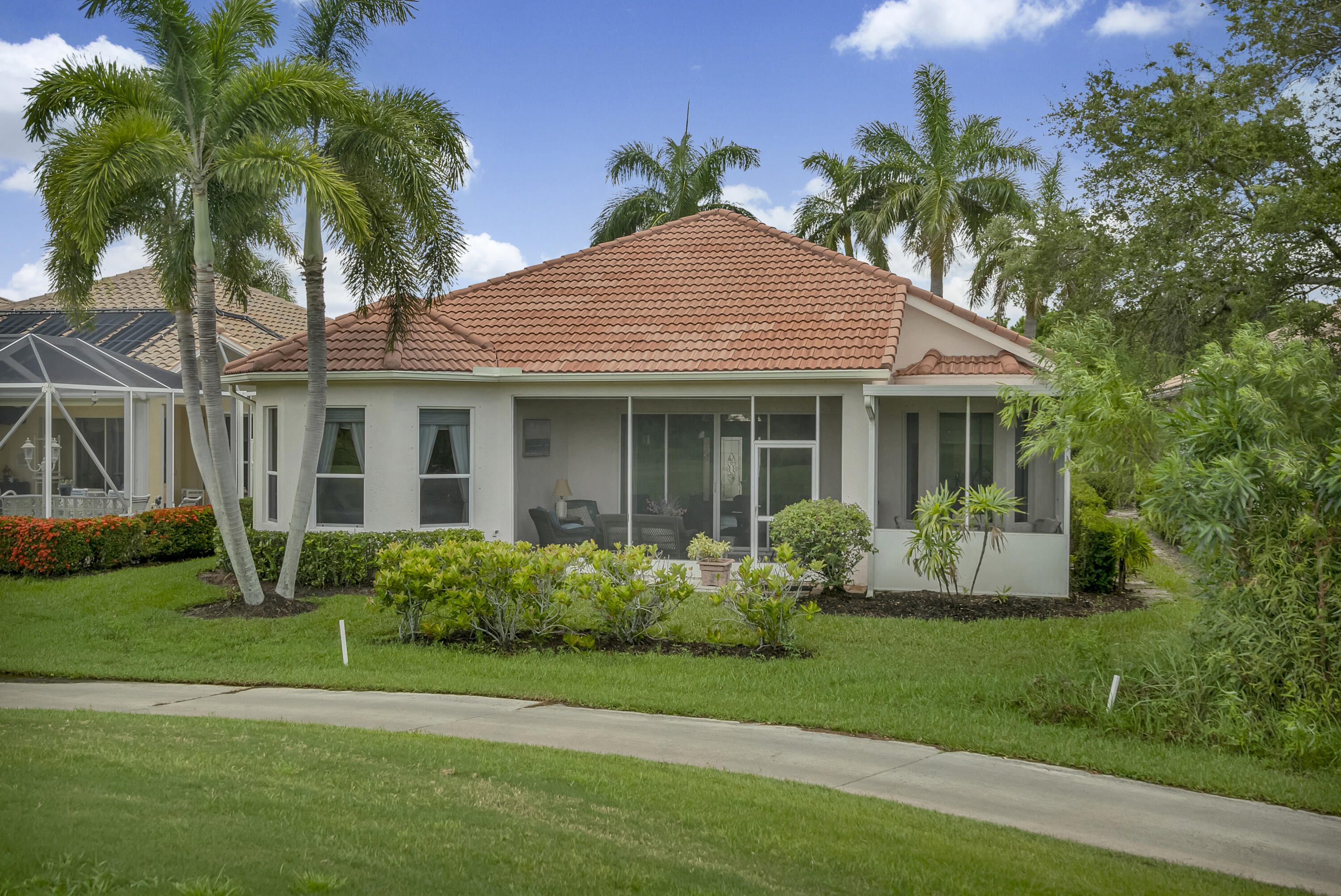 1287 NW Mossy Oak Way