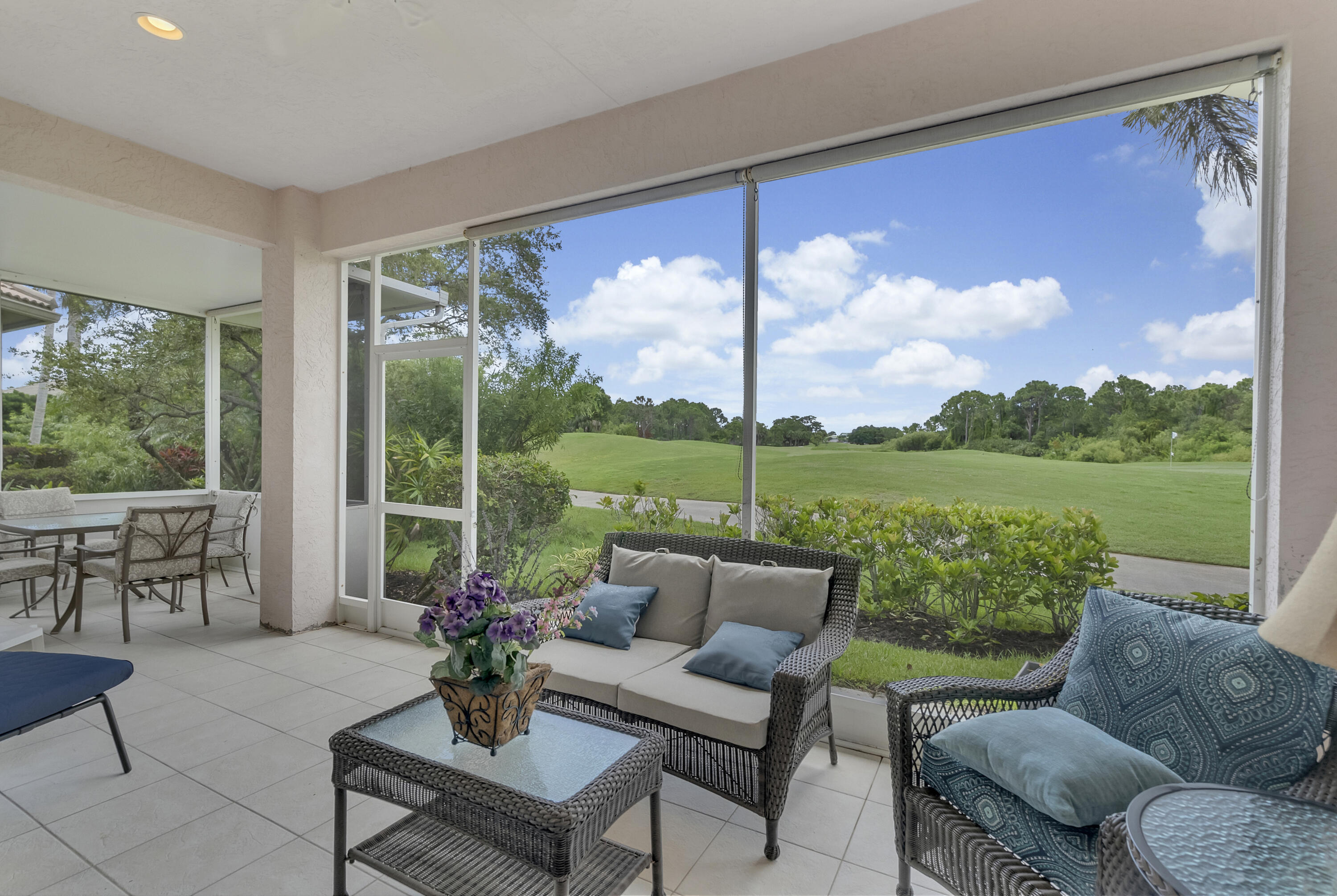 1287 NW Mossy Oak Way